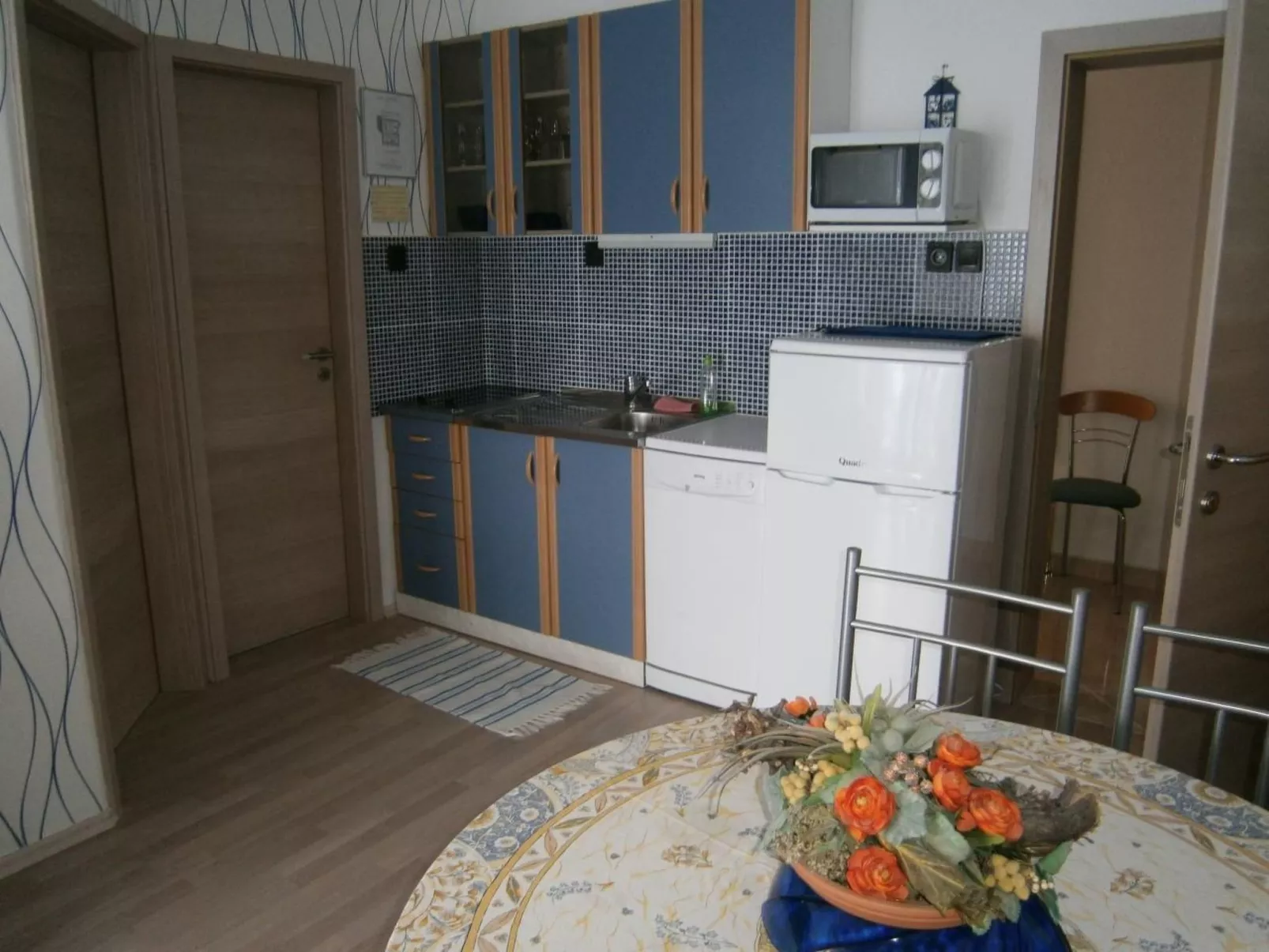 Appartement für 2-3 Personen mit Balkon und Gemeinschaftspool-Binnen