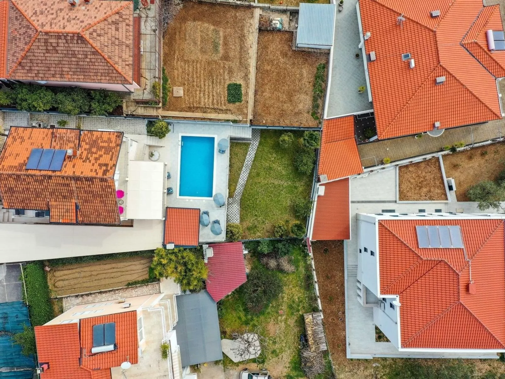 Villa Urban in Trogir mit privatem beheiztem Pool-Buiten