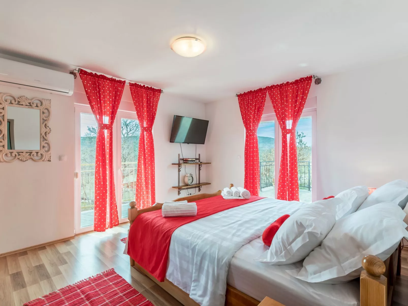 Villa Podrugovi Dvori mit Pool-Binnen