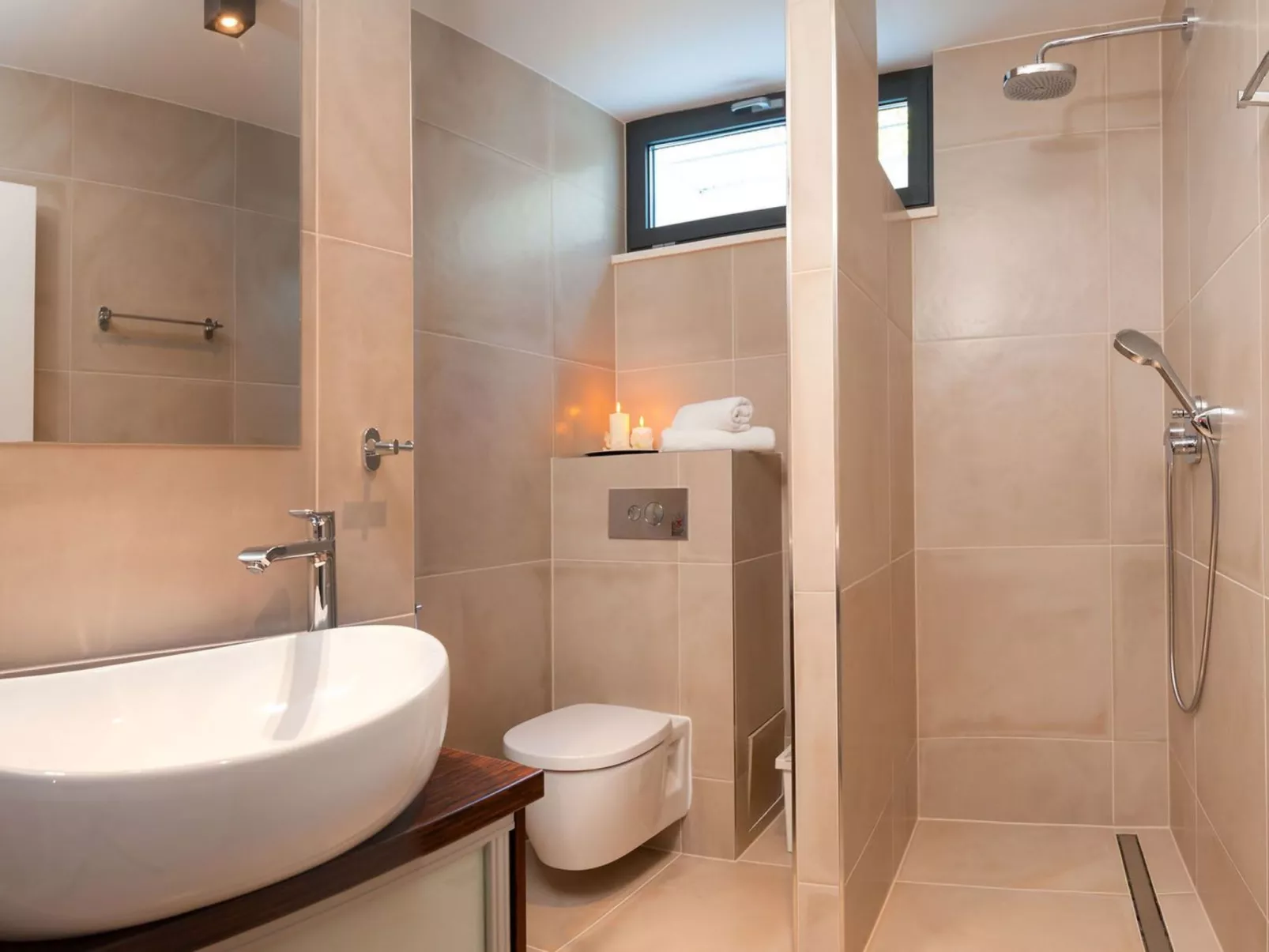 Luxuriöse Villa Calla mit Pool in Strandnähe-Binnen