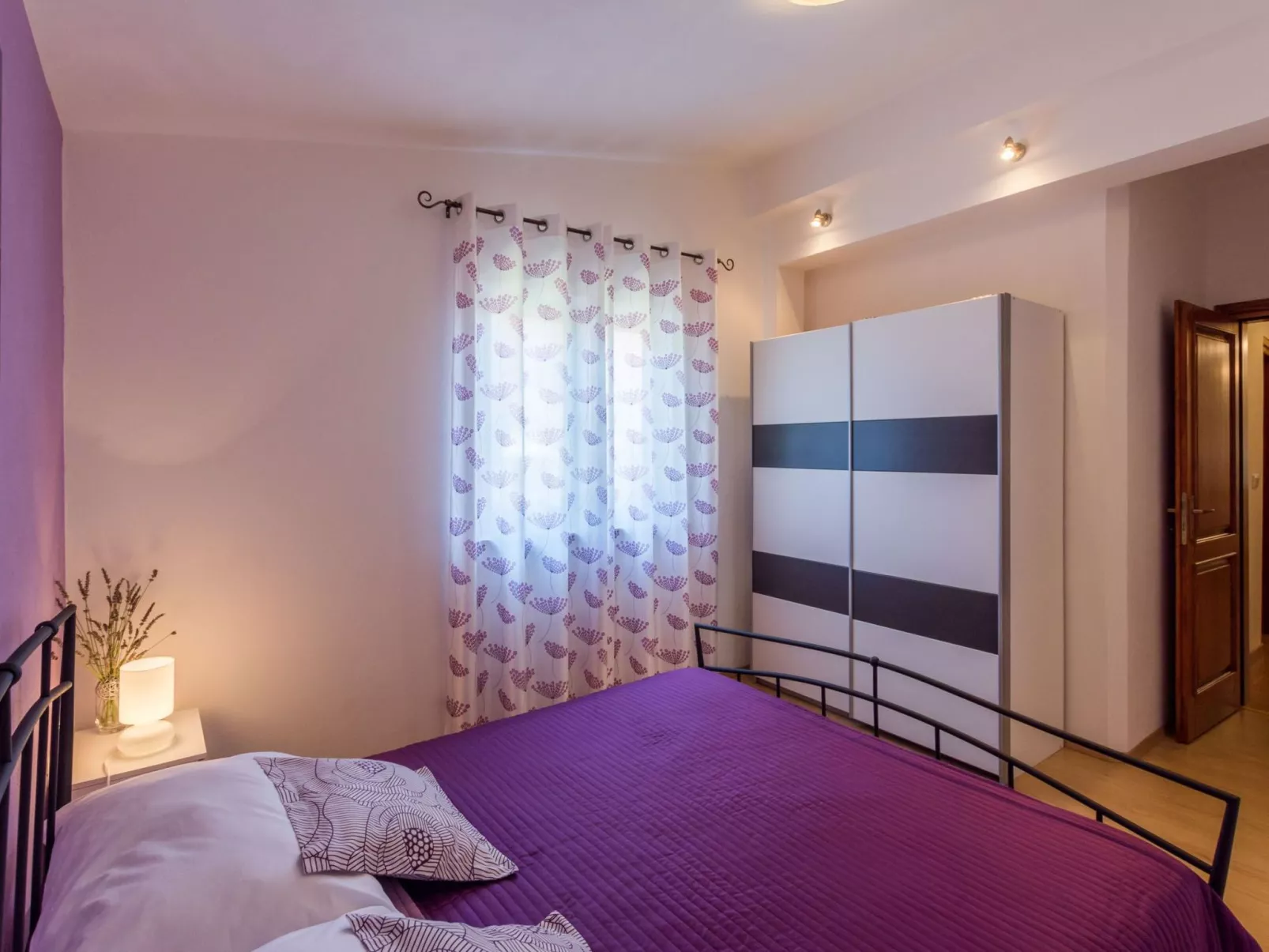 Charmante Villa Lavanda-Binnen