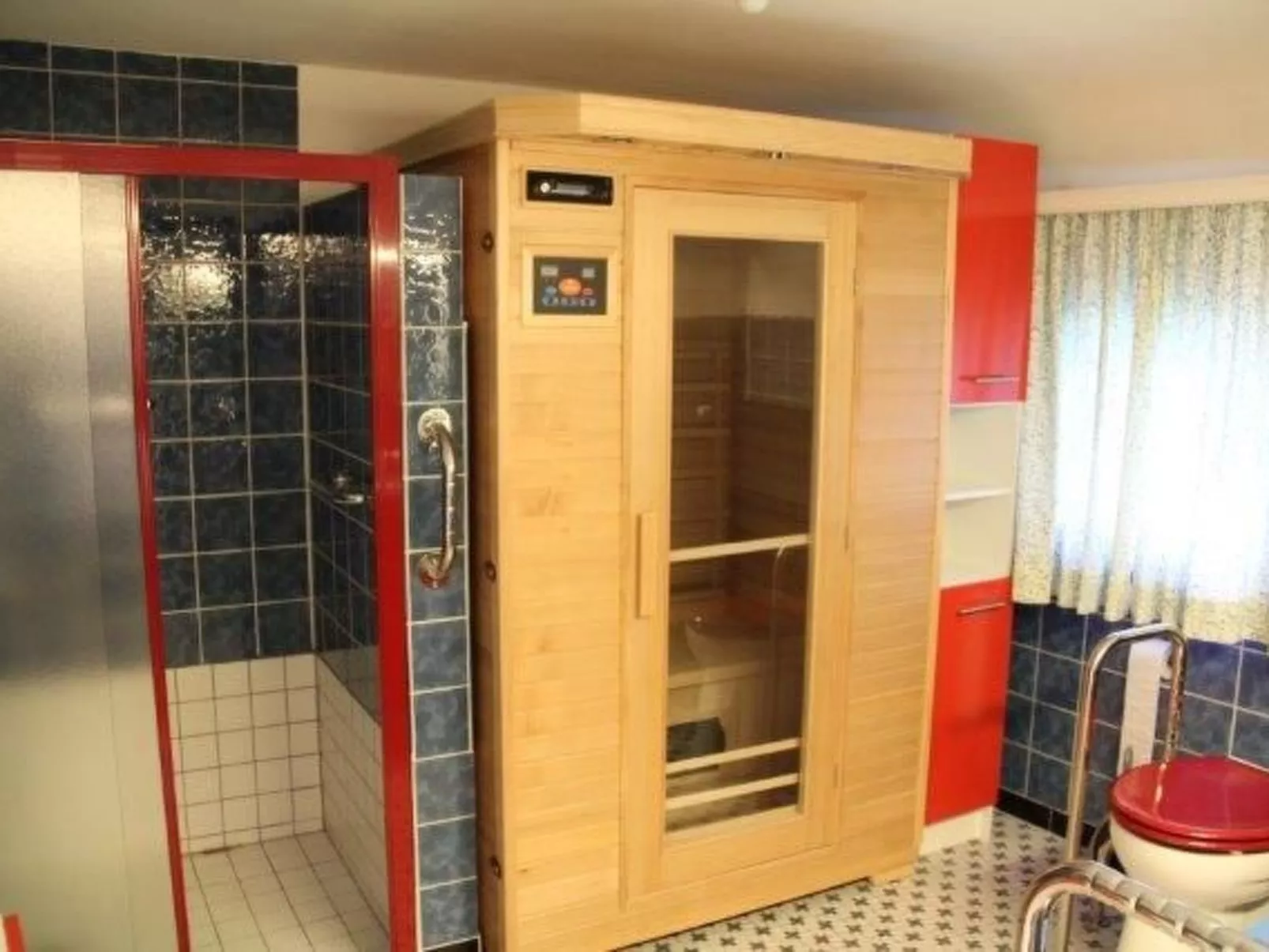 Fachwerkhaus mit Garten, Grill und Terrasse-Binnen