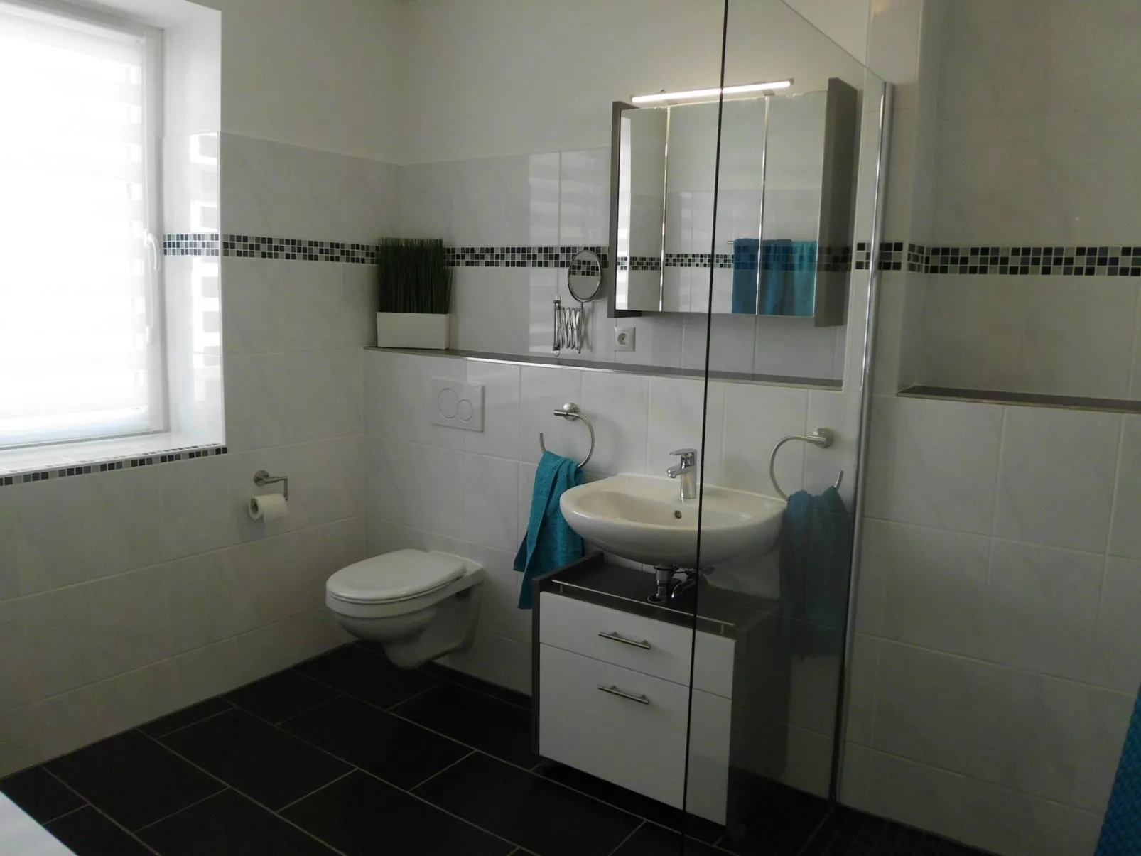 Barrierefreie FeHausHälfte mit Terrasse.-Binnen