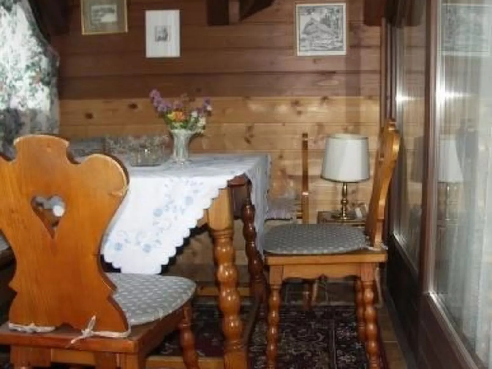 Nette Wohnung in Seeboden mit Großem Garten - Binnen