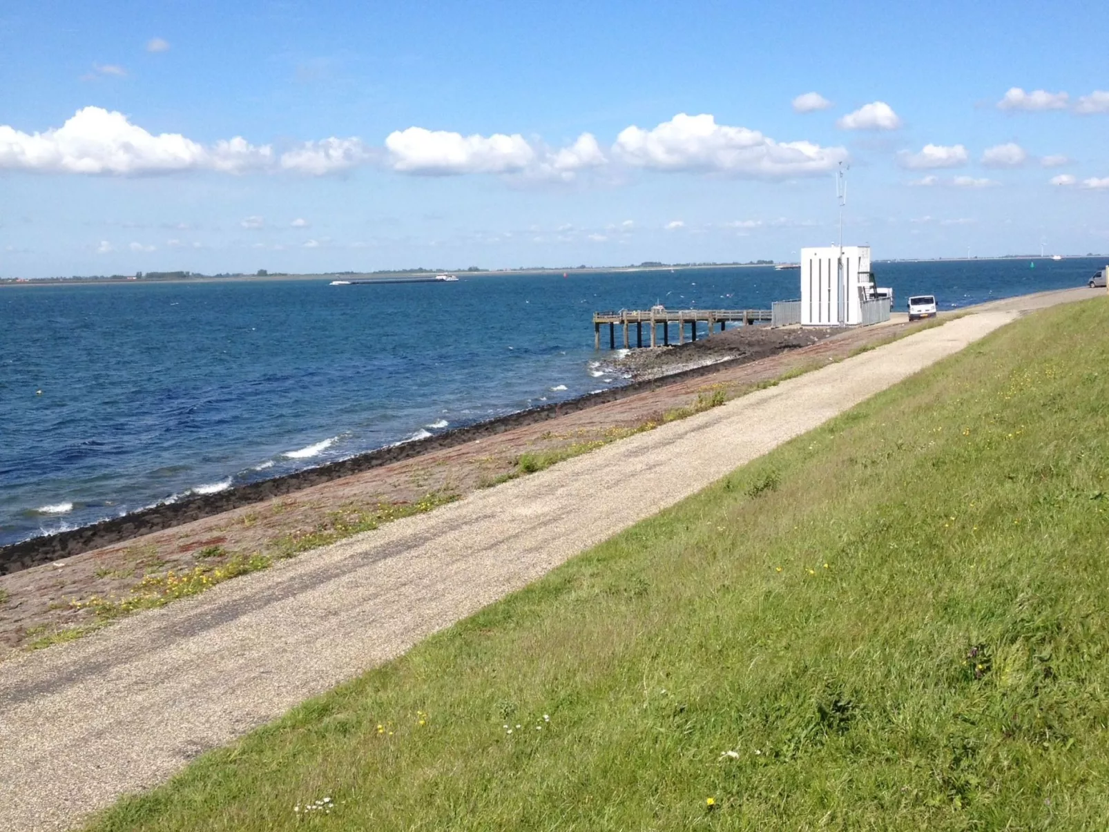 In einem familienfreundlichen Ferienpark-Buiten