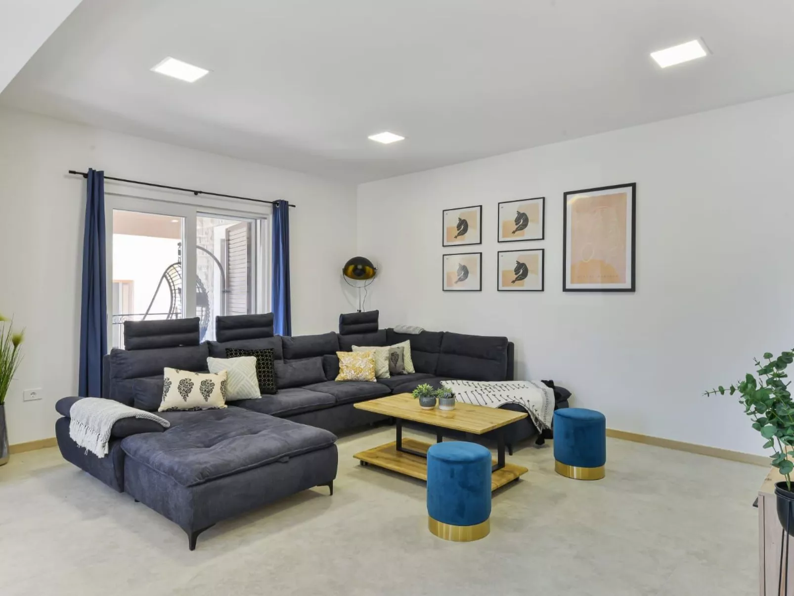 Villa Vid 03 mit beheiztem Pool -TA Leut Agency-Binnen