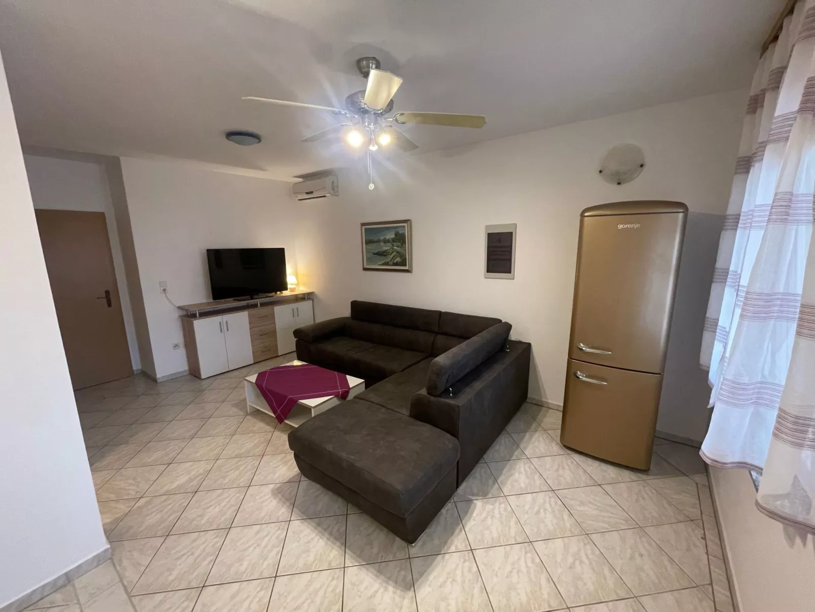 Moderne Ferienwohnung für 4 Personen-Binnen