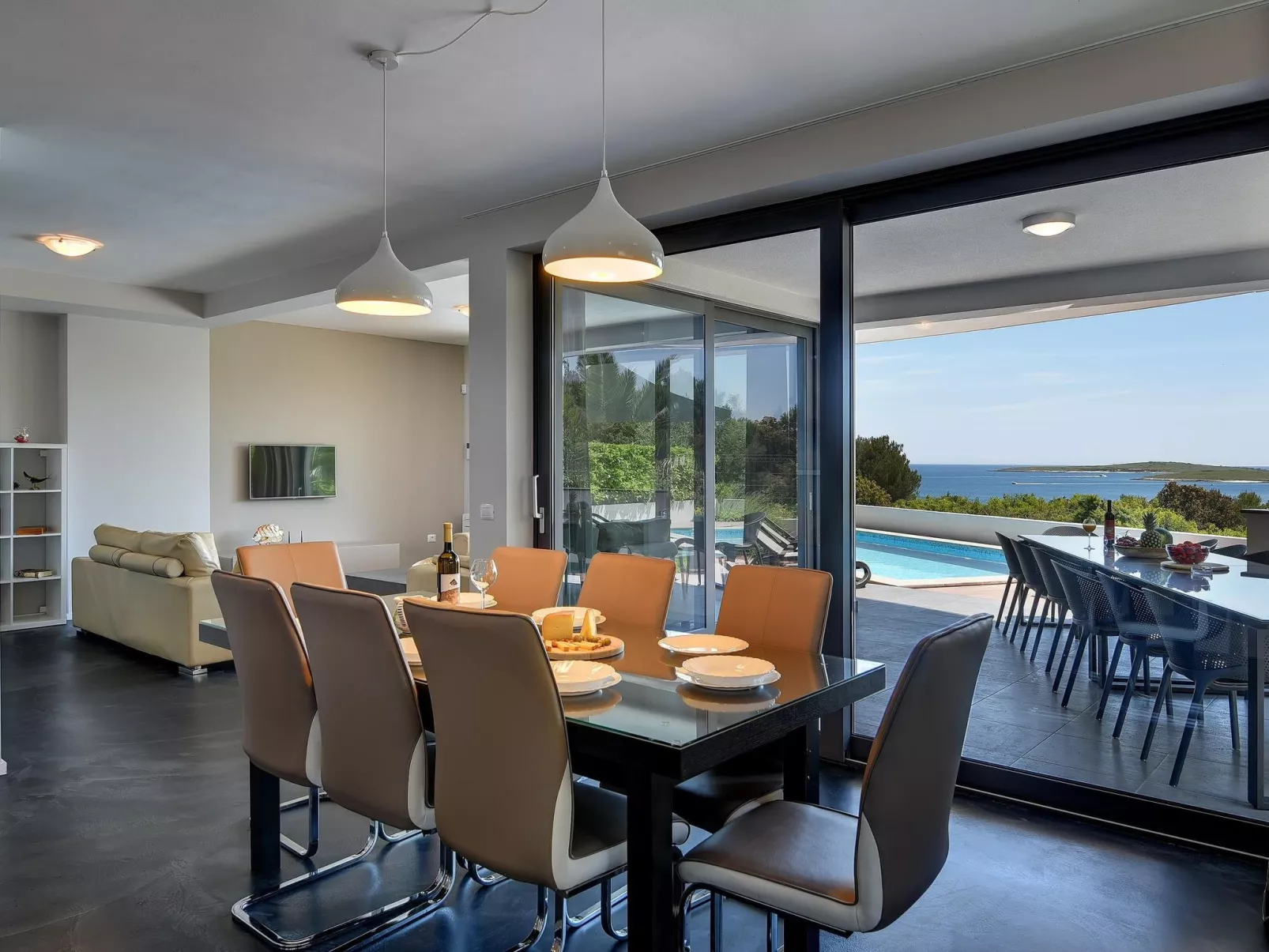 Ferienvilla Sunrise  mit Pool in Premantura-Binnen