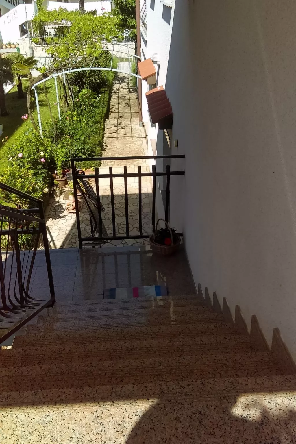 Studio mit Miniküche-Buiten