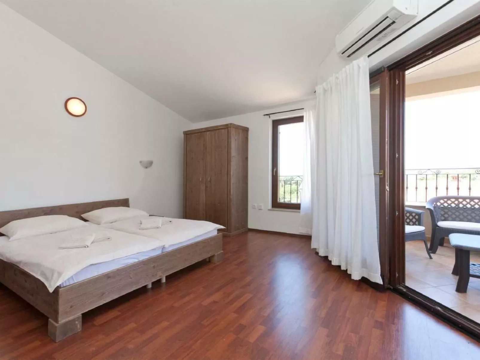 Villa Undina-schönes Haus für große Gruppen-Binnen