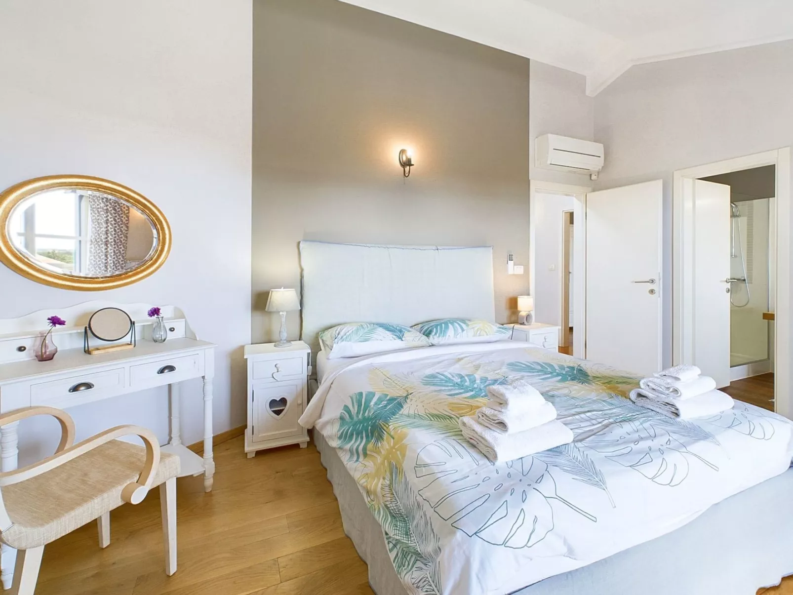 Luxusvilla "Azzurra" mit beheiztem Pool-Binnen