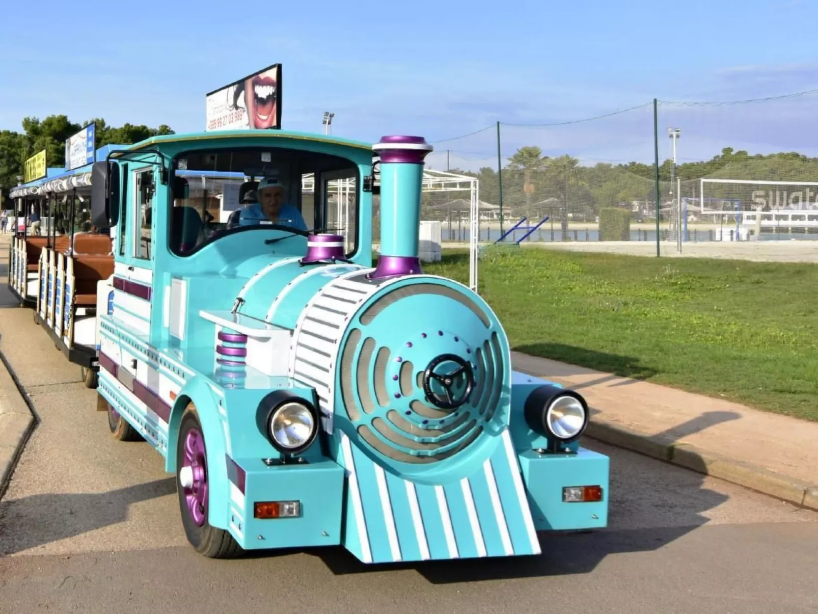 GALLERY SANDRO-Buiten