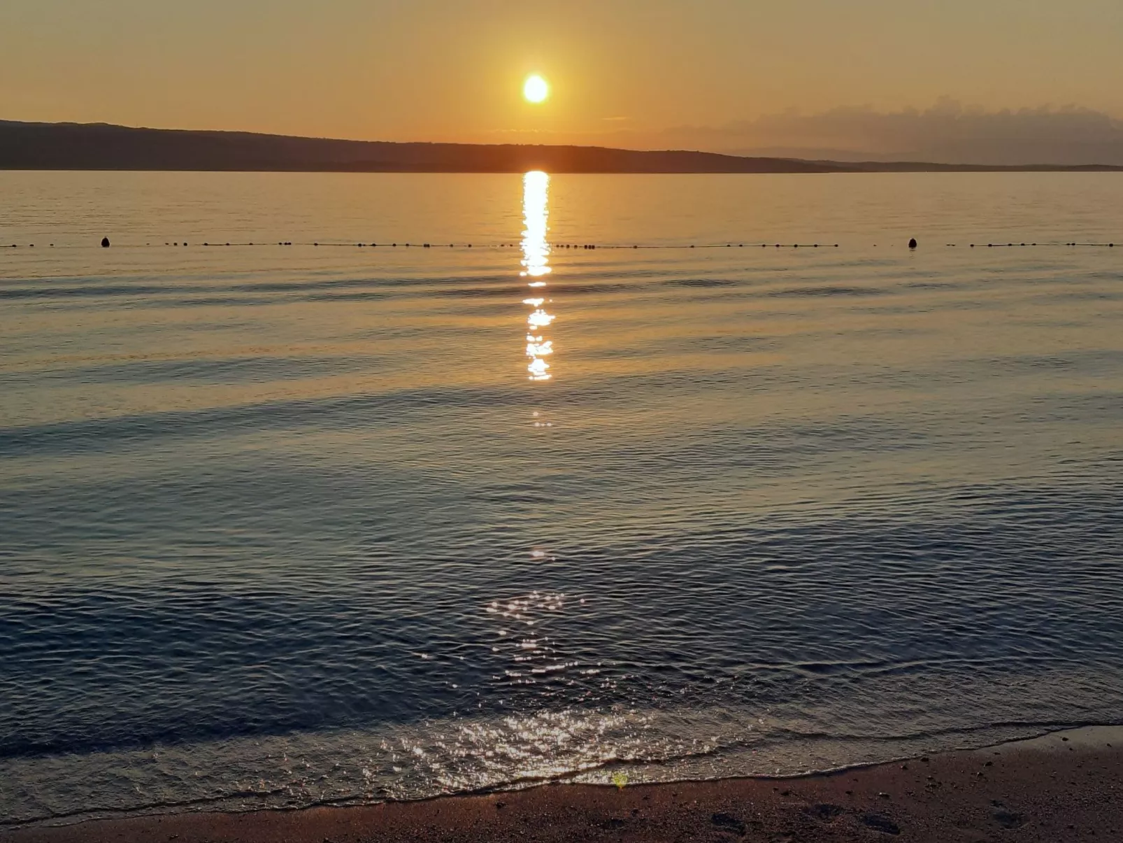 Helle Wohnung in Selce mit Terrasse-Buiten