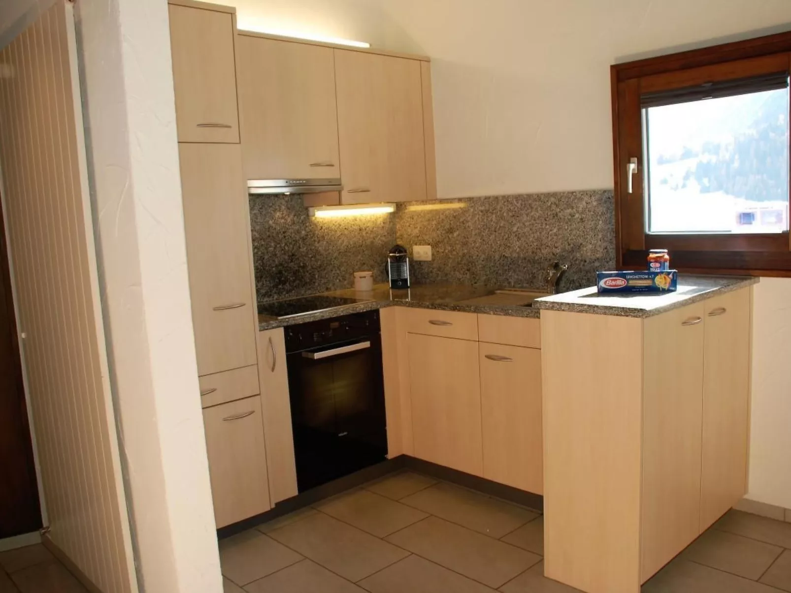 Arnica 4-Image-tags.info