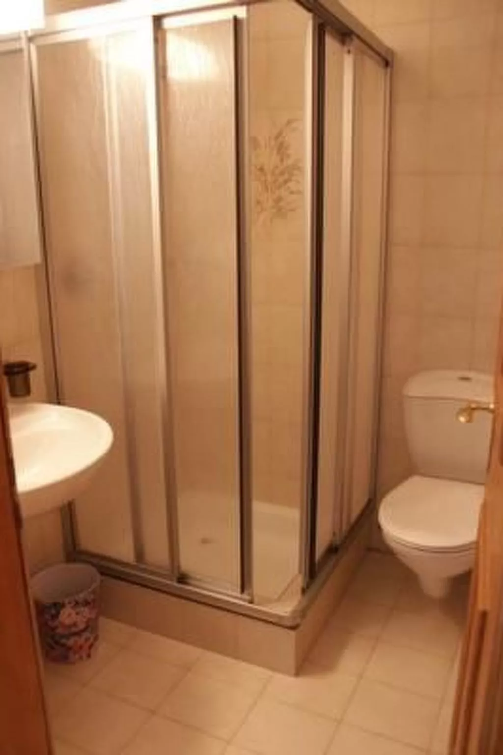 Ludains 4, APT. 25-Binnen