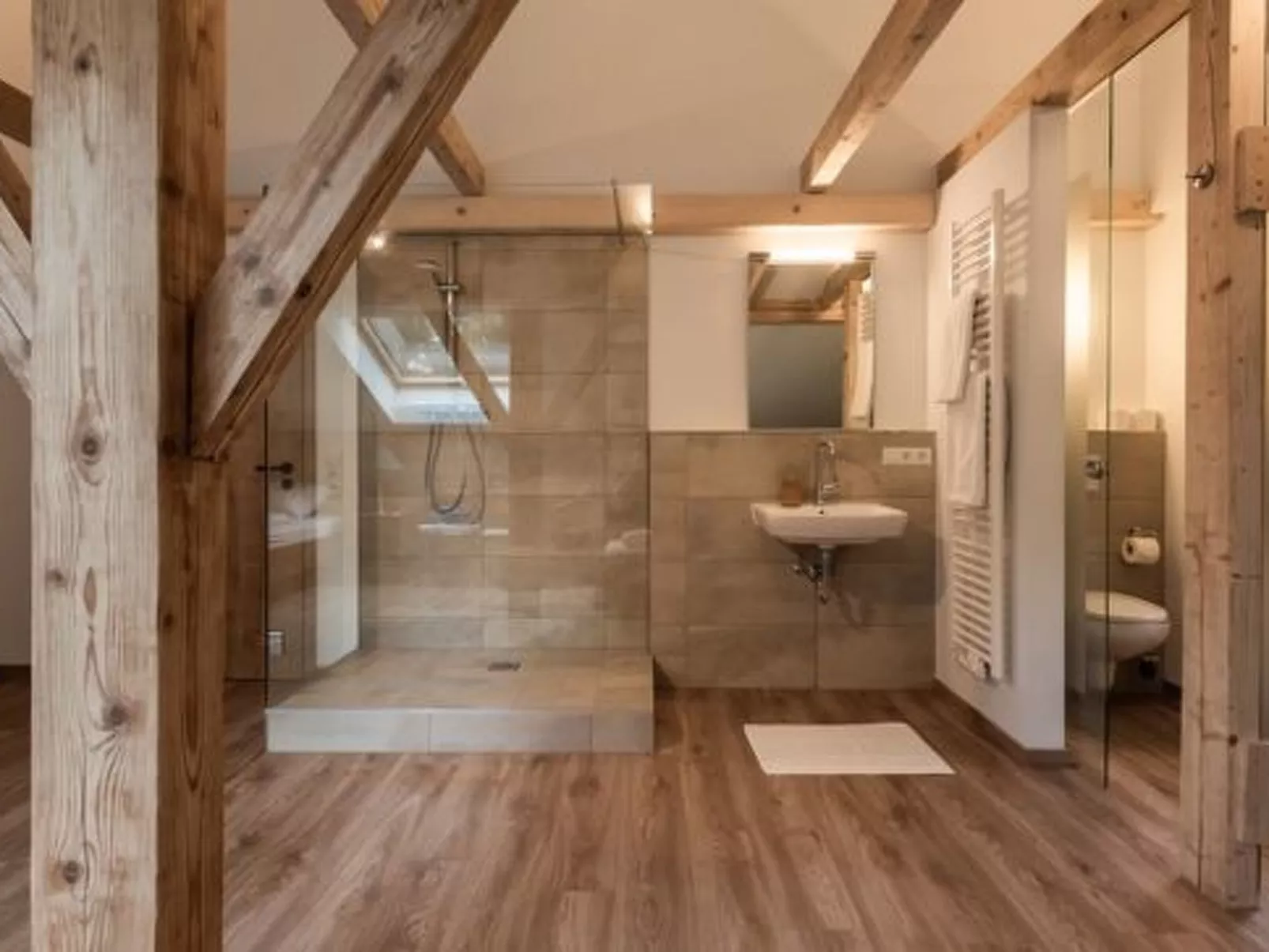 Luxuschalet - altes Bauernhaus mit private Spa-Binnen