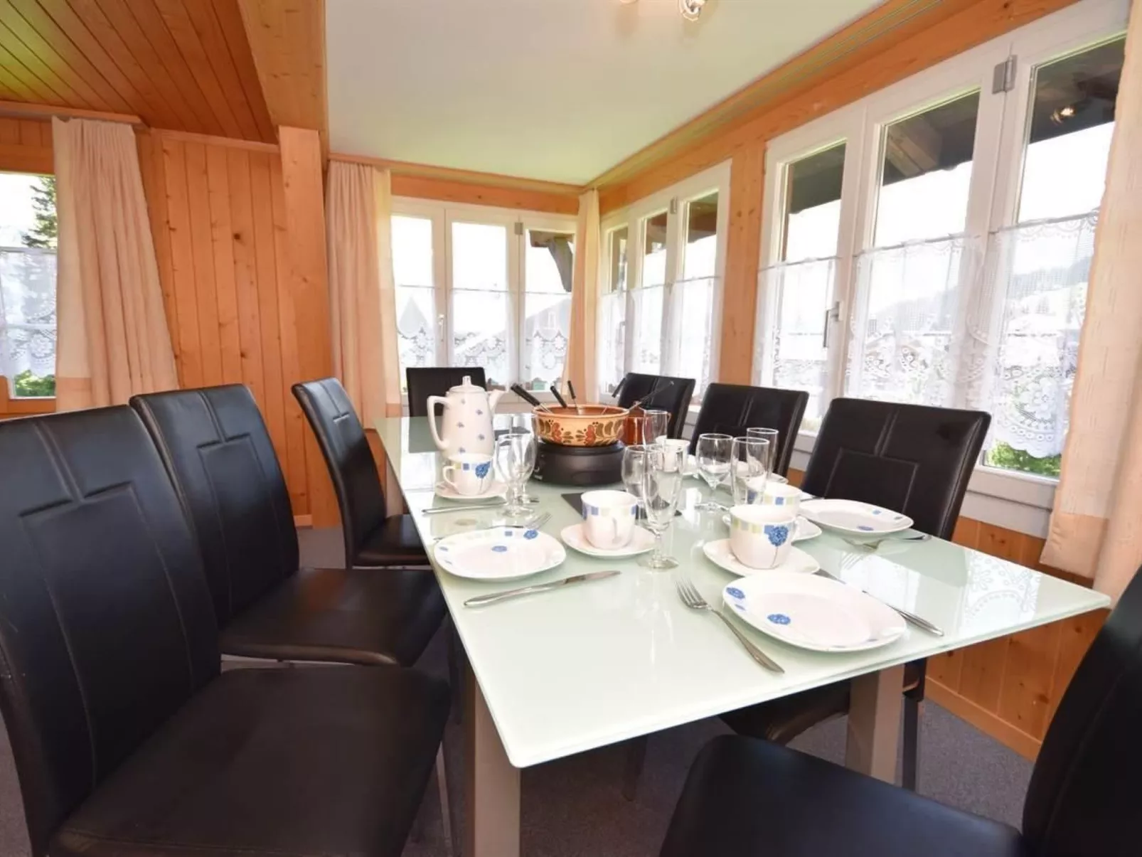 Apartment West - Image-tags.info