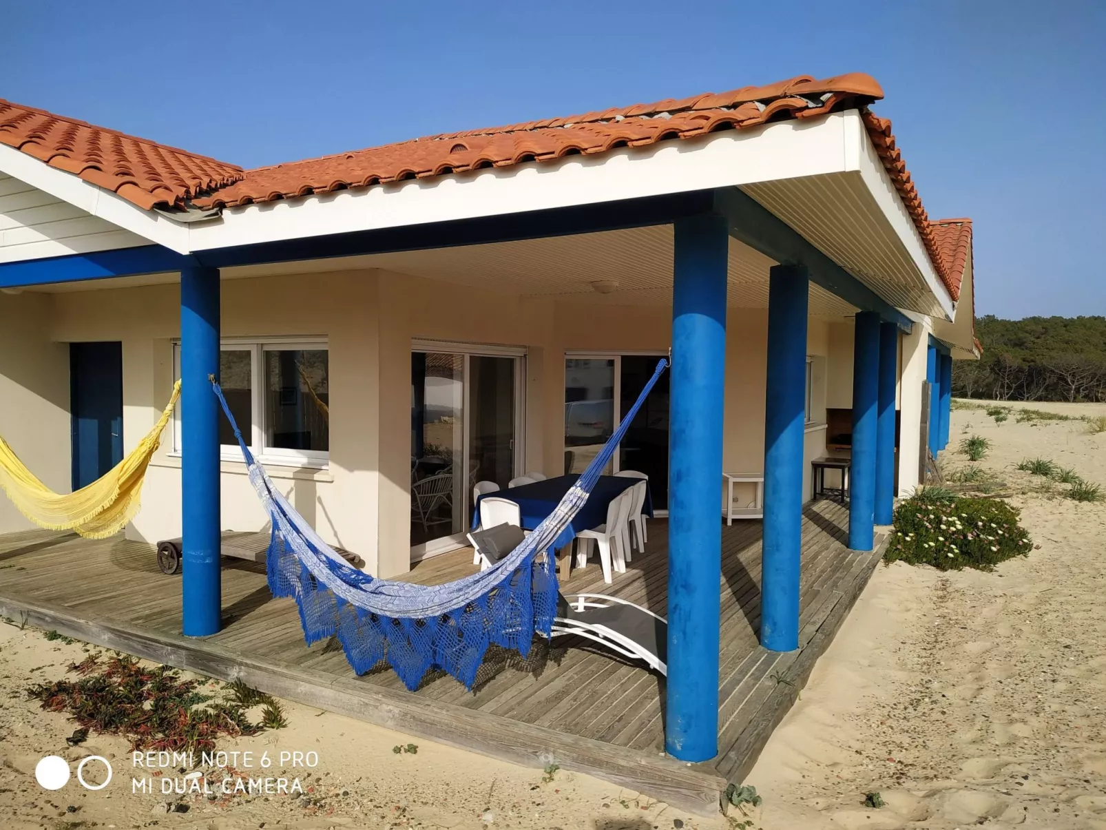 Haus am Meer, die Füße im Sand-Image-tags.info