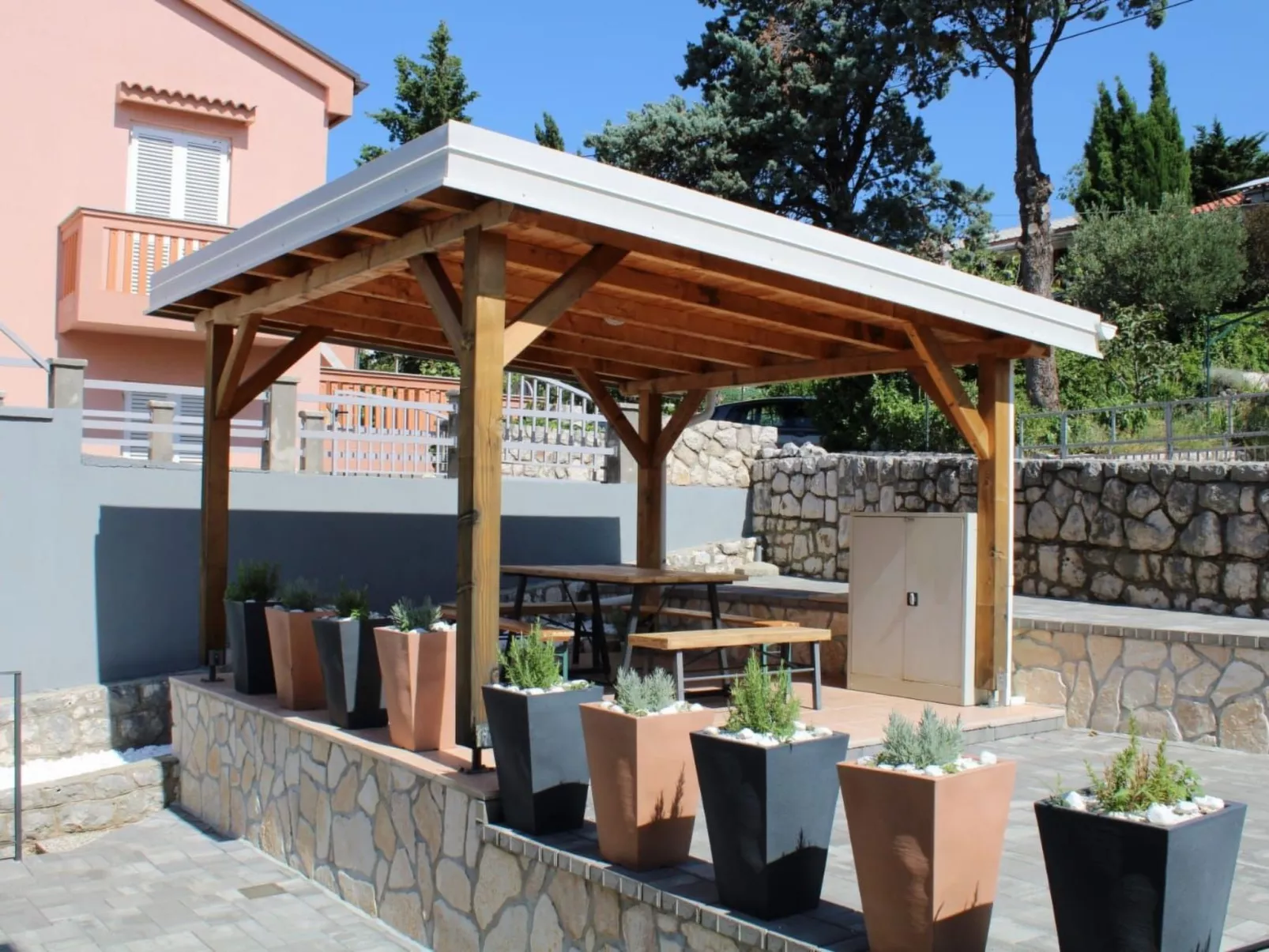 Appartement mit Terrasse, Meerblick, Jacuzzi, Außenpool-Image-tags.info