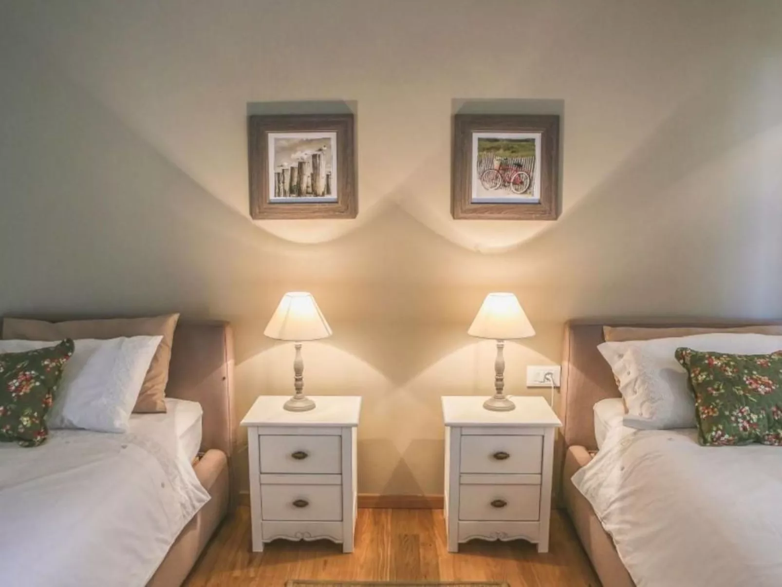 Mit Whirlpool und Sauna-Image-tags.info