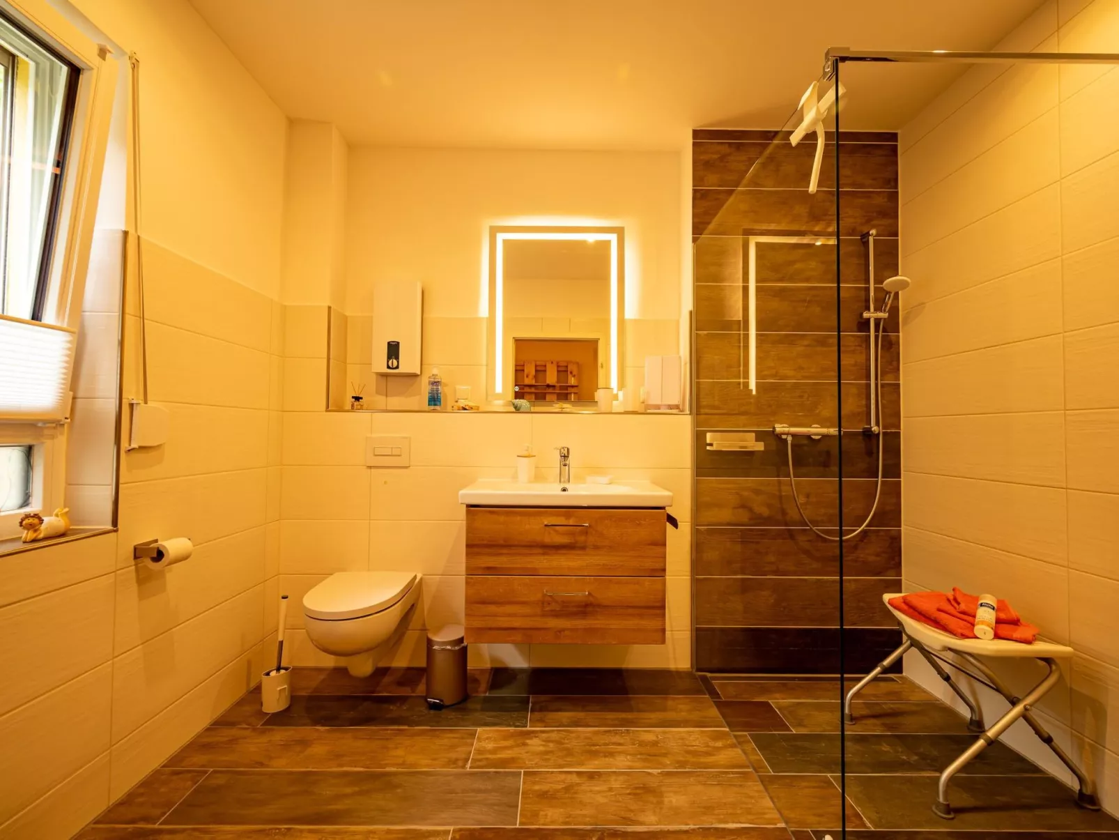 FW am Kanal-Image-tags.info