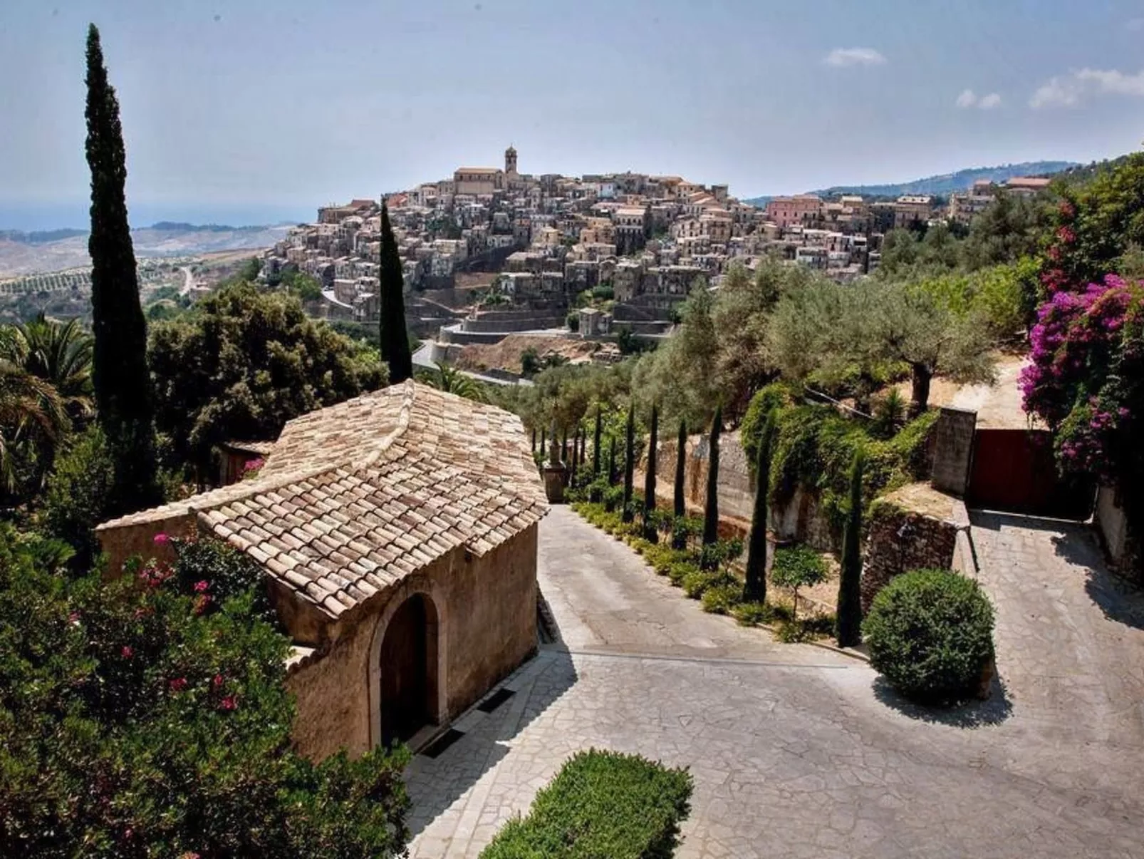 In Badolato Marina-Buiten