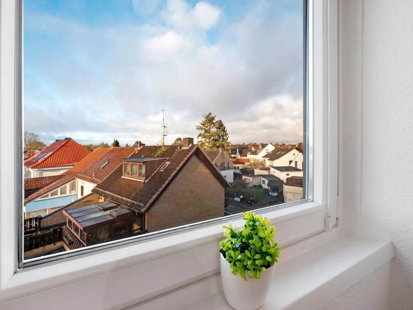 Apartment nähe A1 und Mercedes-Binnen