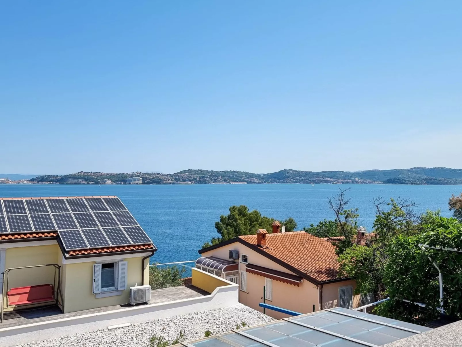 Apartment mit Meerblick für 4 Personen-Buiten