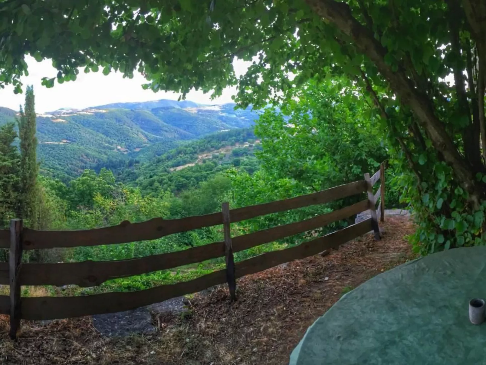 Gîte de Chapelèche Les Genêts-Buiten