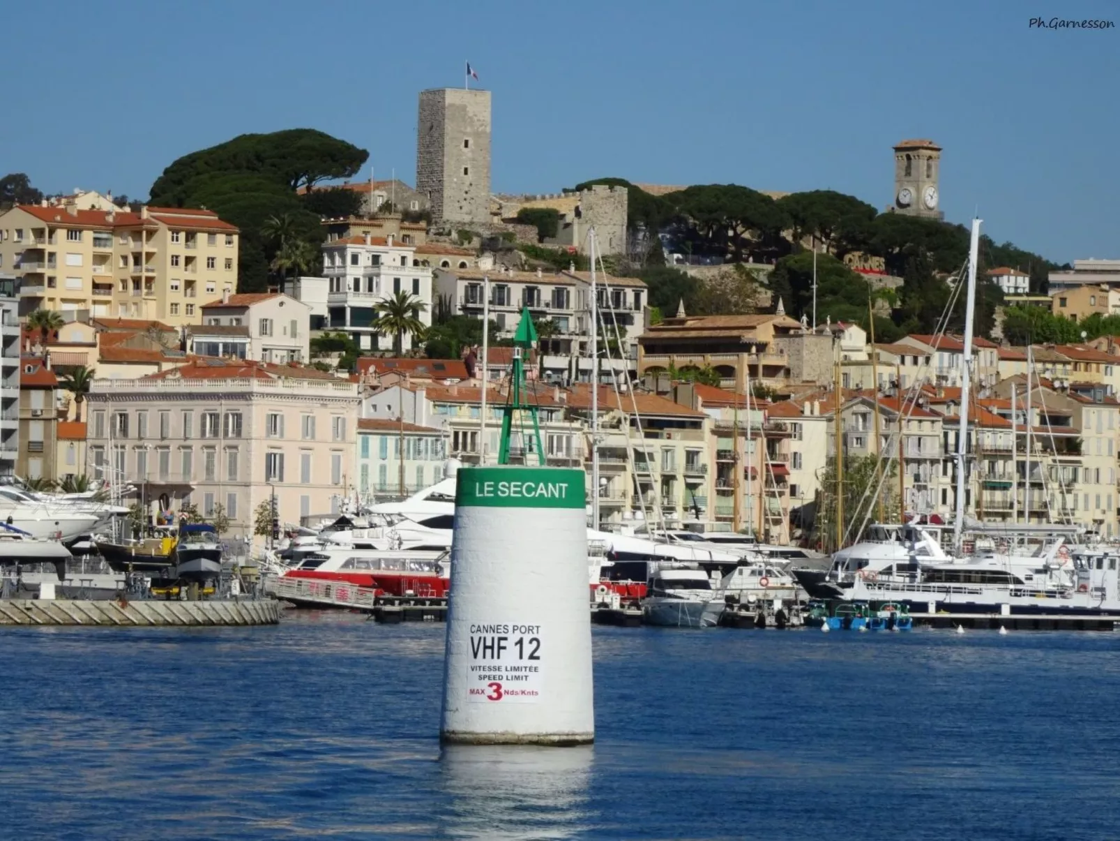 Wohnung panoramischer Meerblick, Schwimmbad, Parkplatz - Buiten