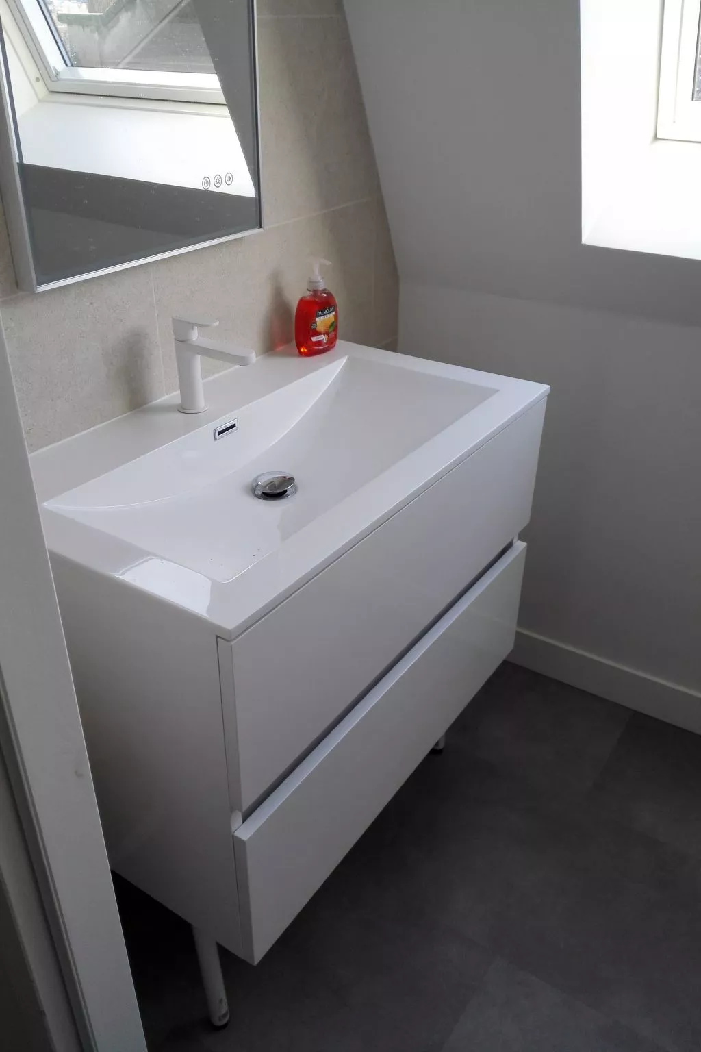 Moderne Duplexwohnung mit Durchgang in der Nähe von SPA-Binnen