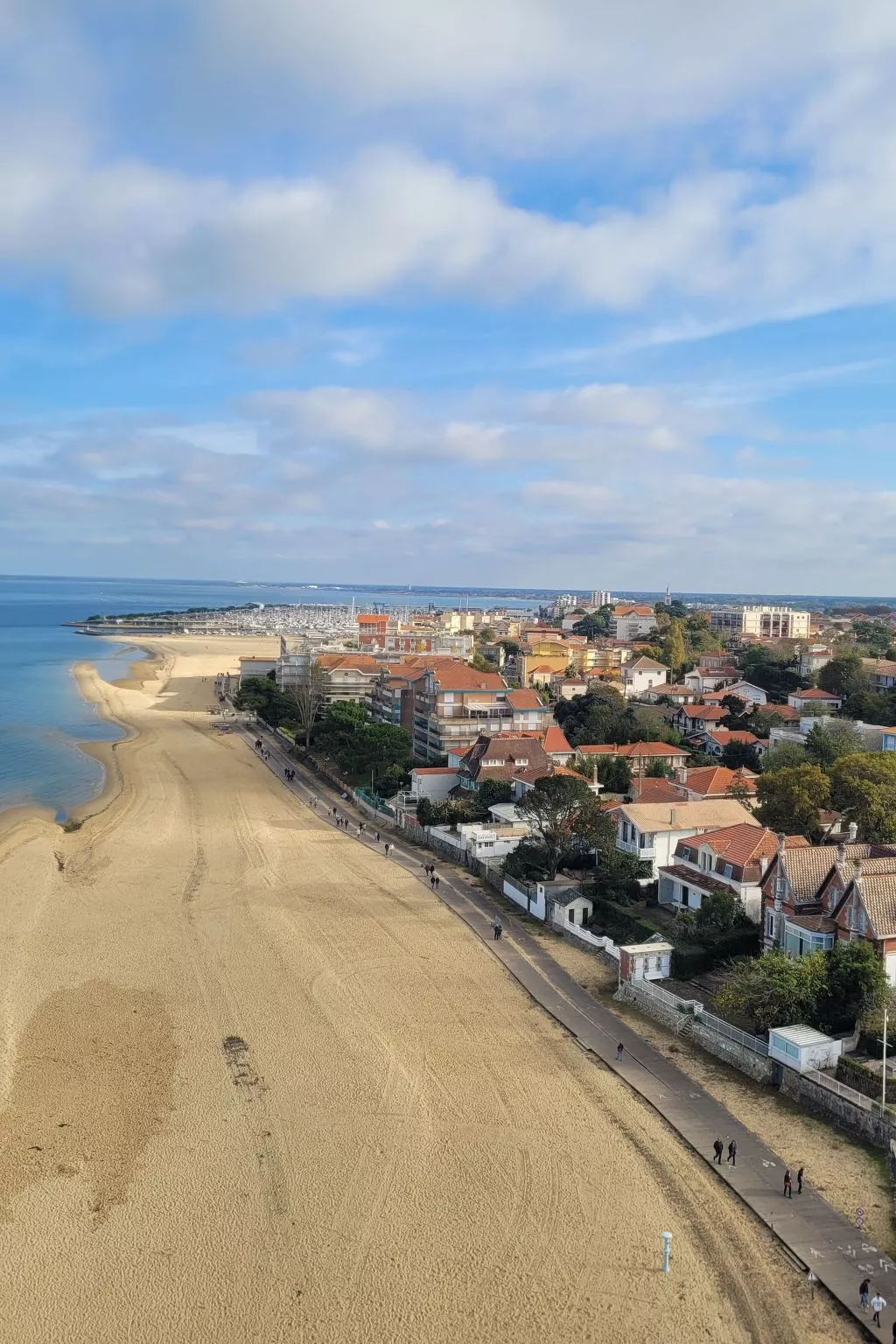 Warmherziges Haus mit ebenerdigem Zugang-Buiten