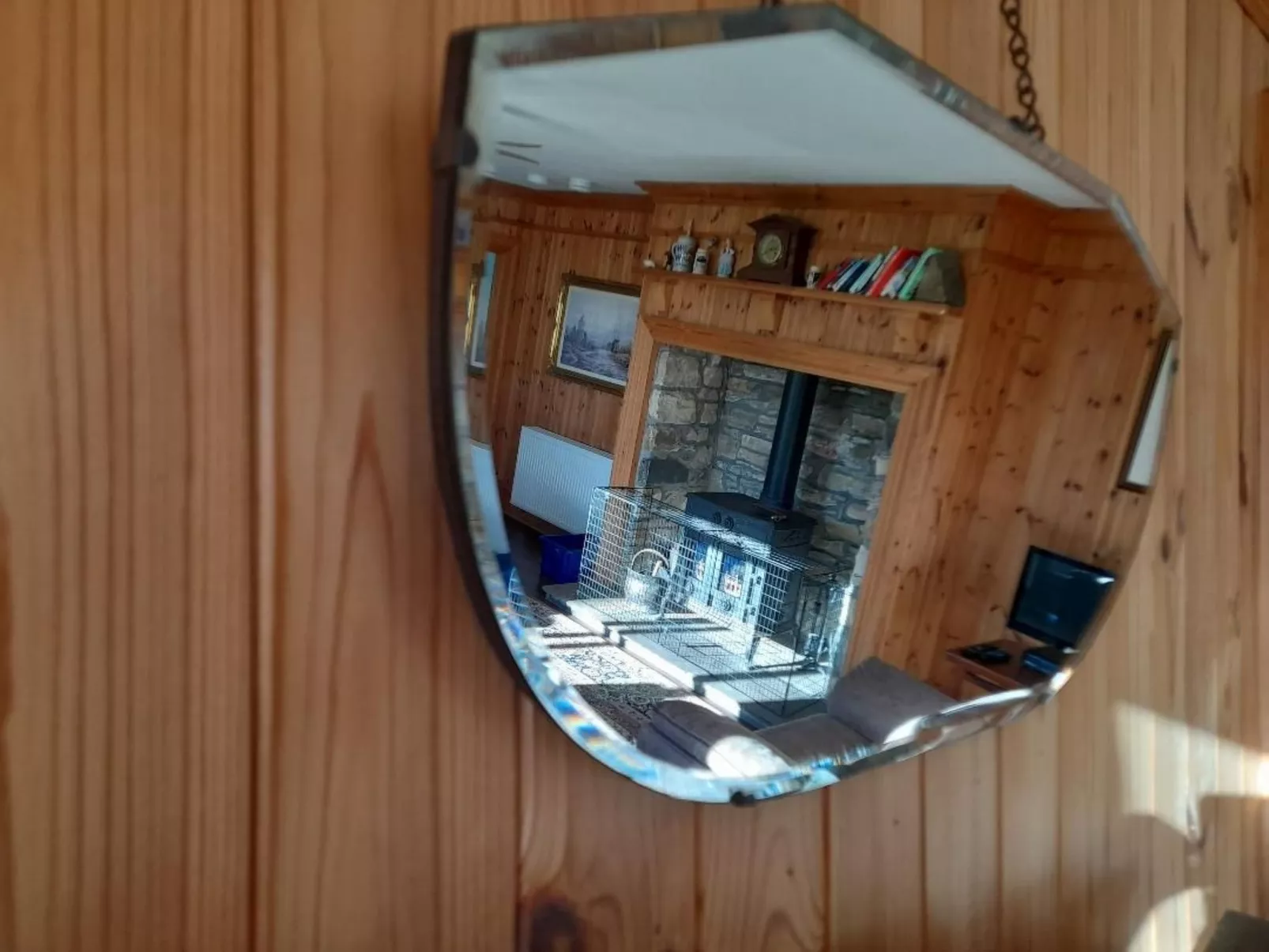 "Der Kornspeicher" mit Terrasse-Buiten