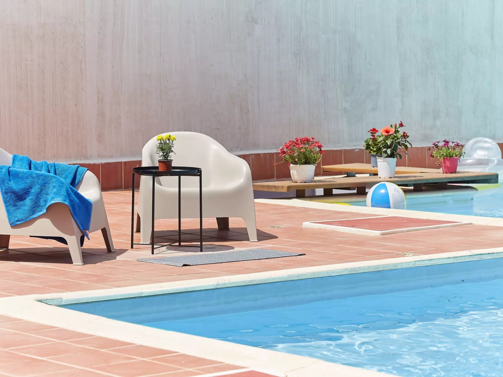 Villa Dennis Euthoria Rückzugsort-Buiten