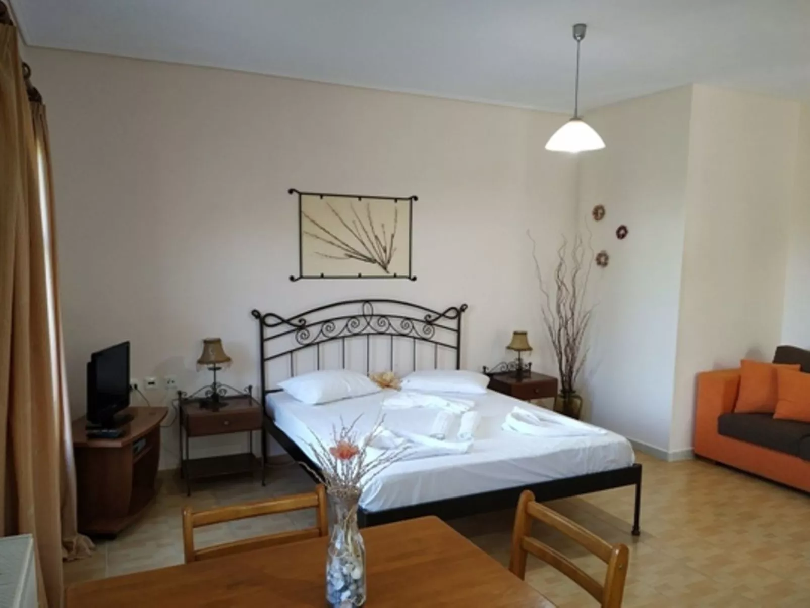 Gaea Gardens Studios-Binnen