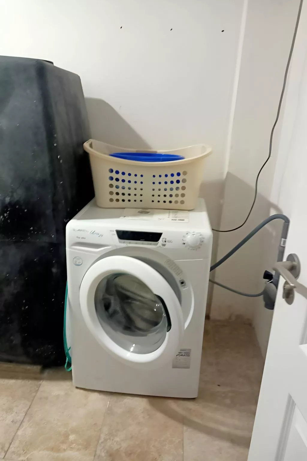 Anwesen "Villa Livadia" mit Infinity-Pool-Binnen