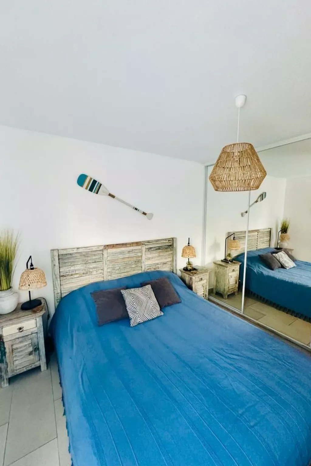 Wunderschöne renovierte Wohnung mit vollem Meerblick-Binnen