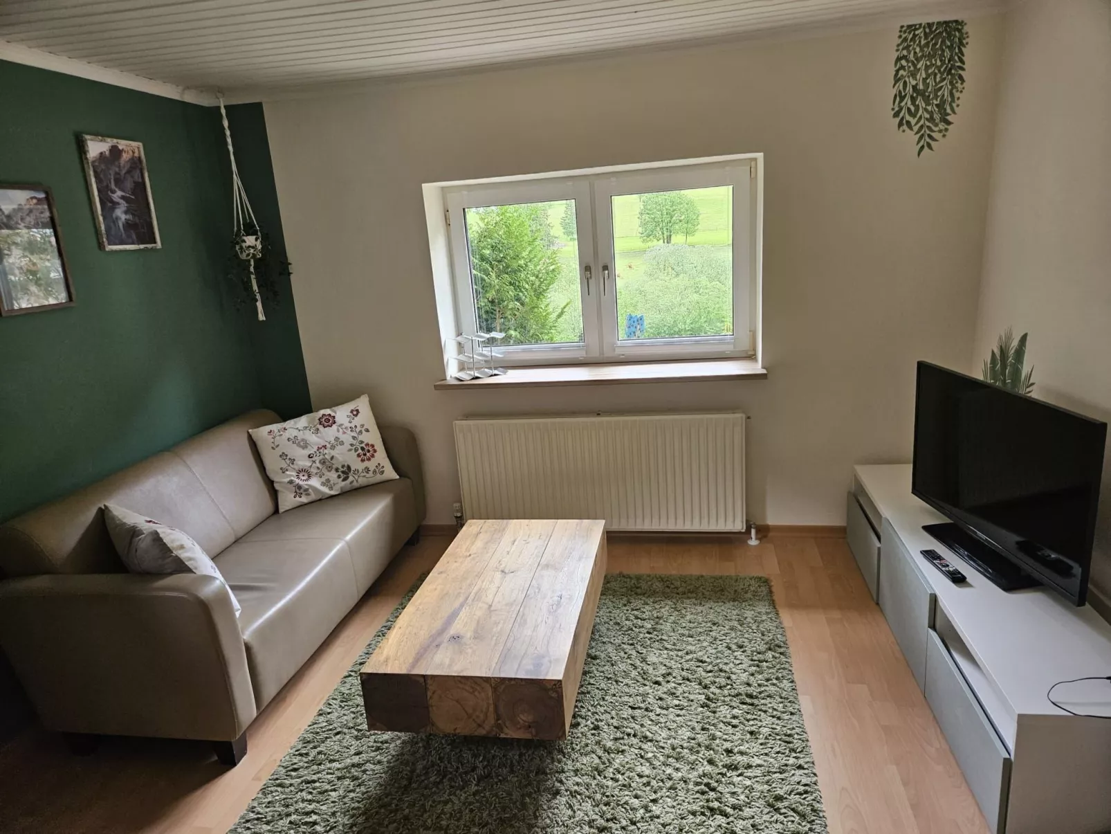 Souterrainwohnung für zwei Personen mit Bergblick-Image-tags.info