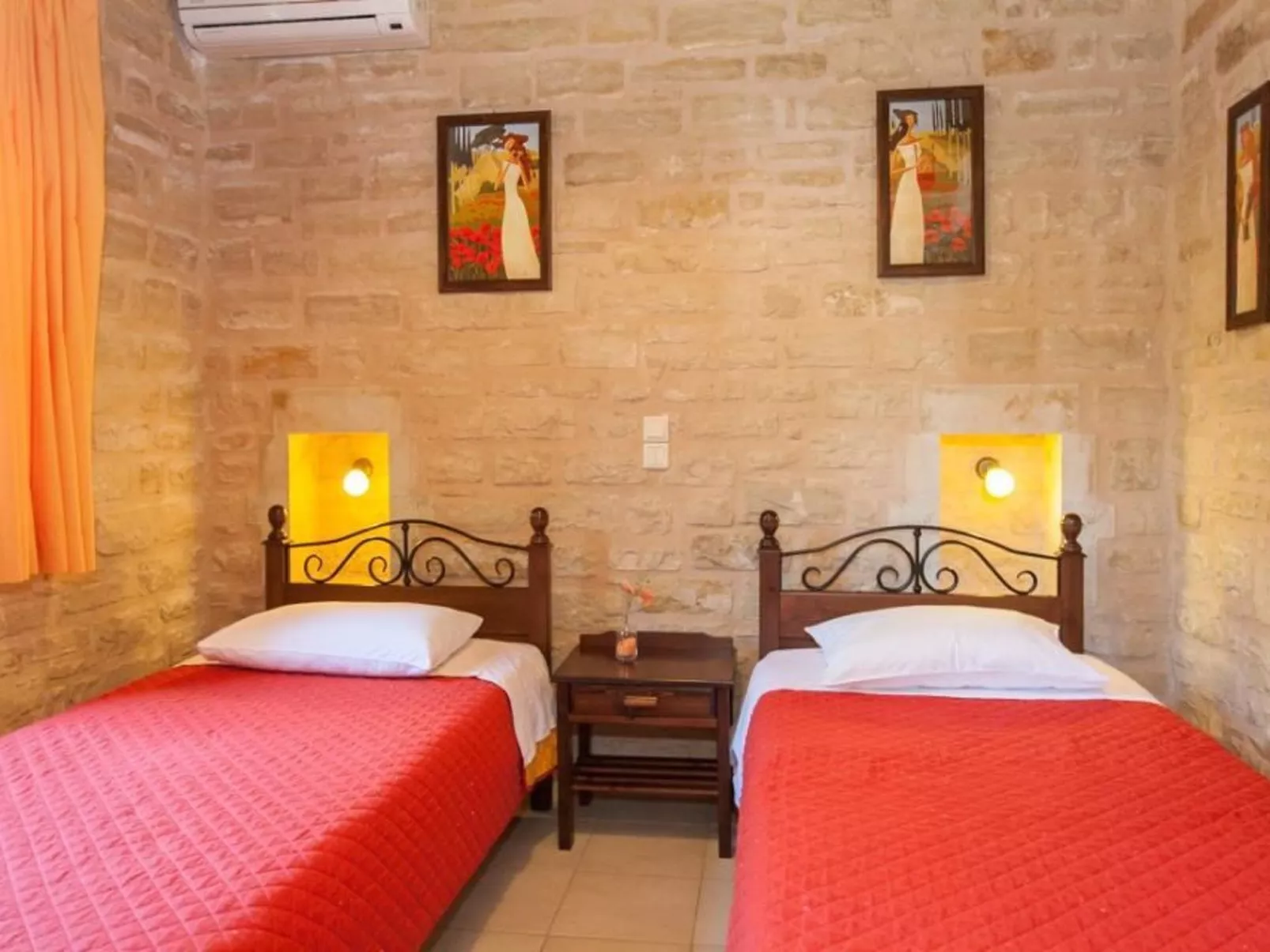 Traditionelle Steinvilla Phaedra in Strandnähe-Image-tags.info