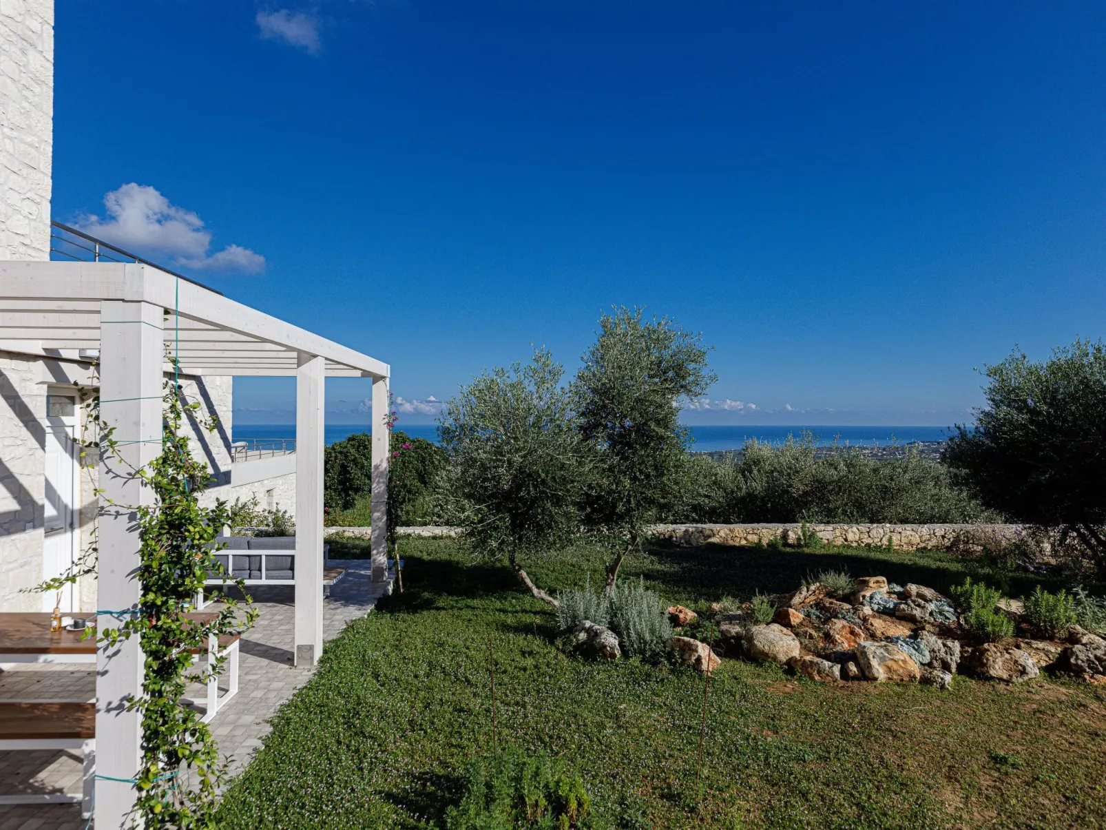 Komfort-Villa mit privatem Pool-Image-tags.info