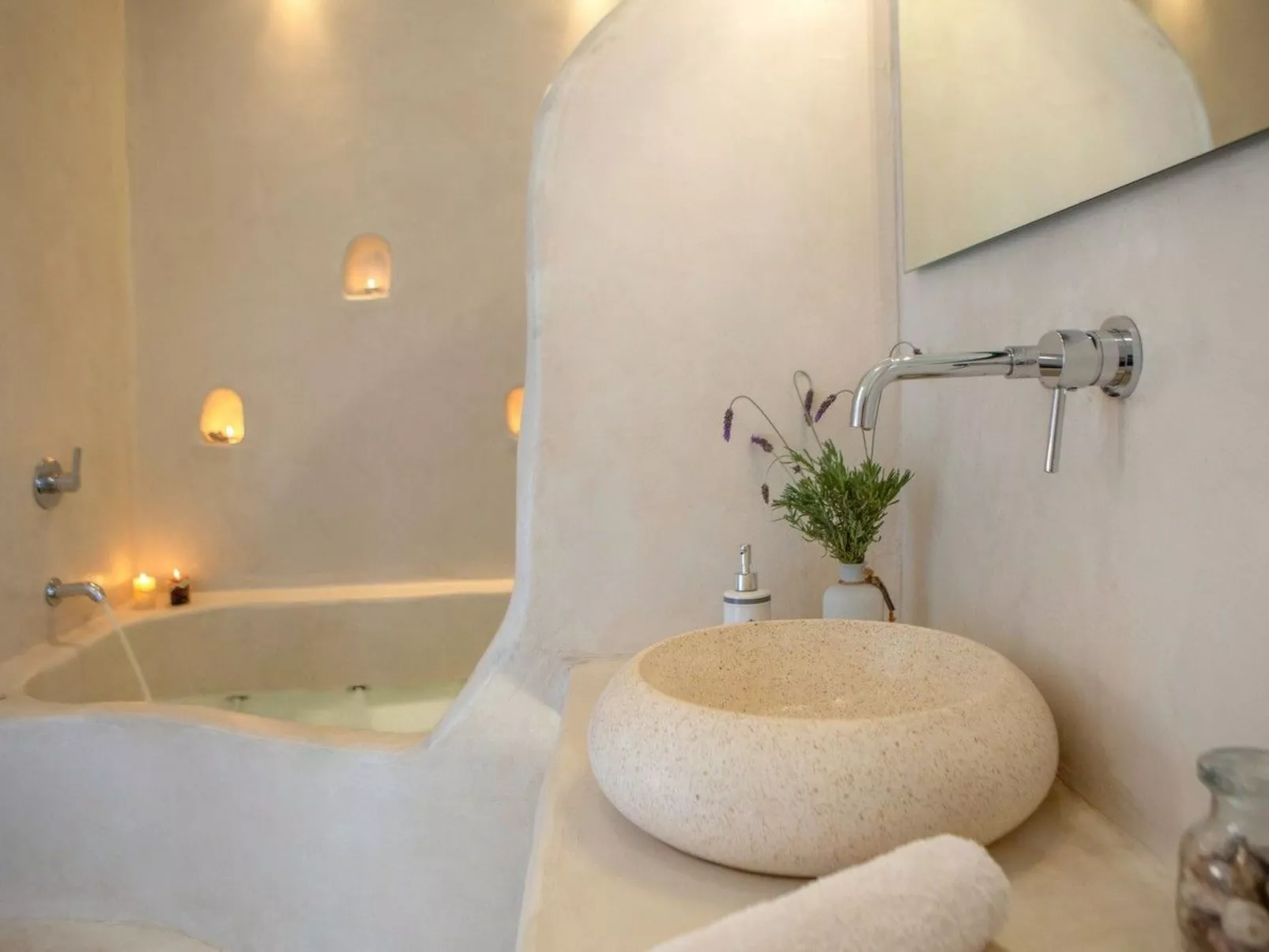 "Agapi" mit Infinity-Pool-Image-tags.info