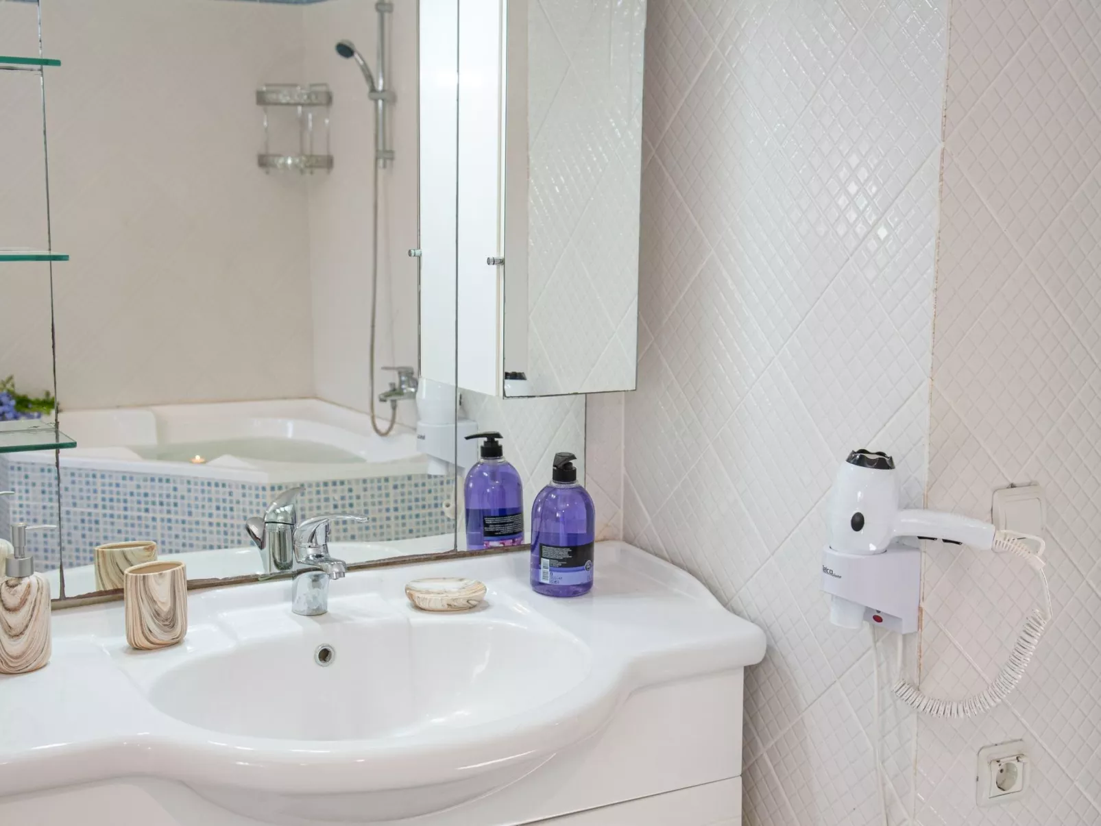 Tolle Villa am Meer in Sidari - perfekt für Familien-Binnen