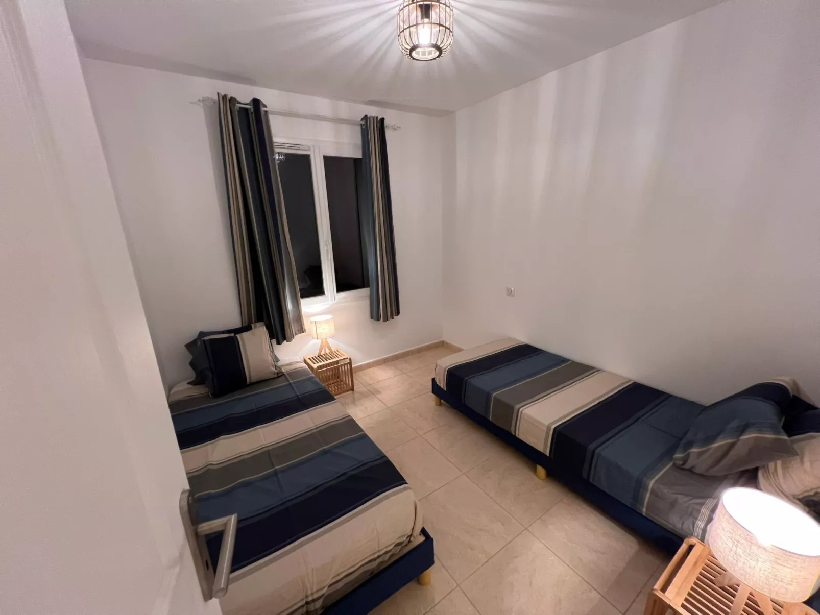 Villa 3 Schlafzimmer beheizter Pool privater Jacuzzi-Binnen