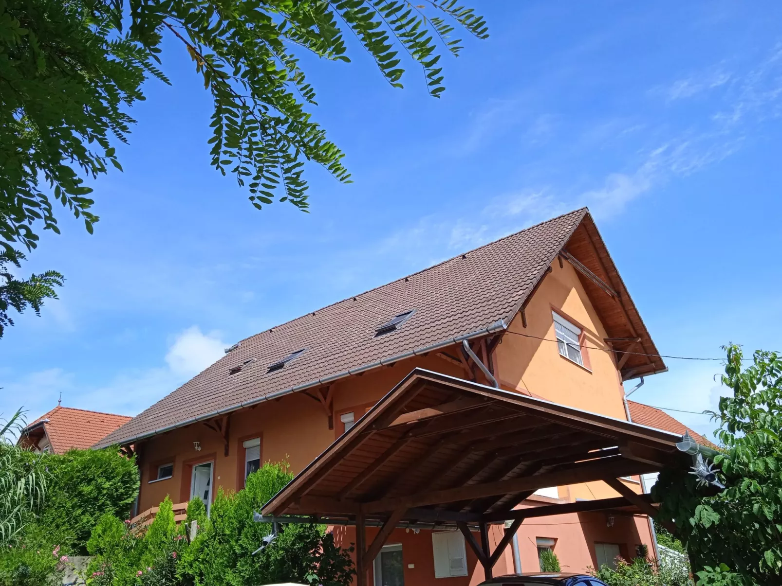 Schöne Ferienwohnung-Buiten