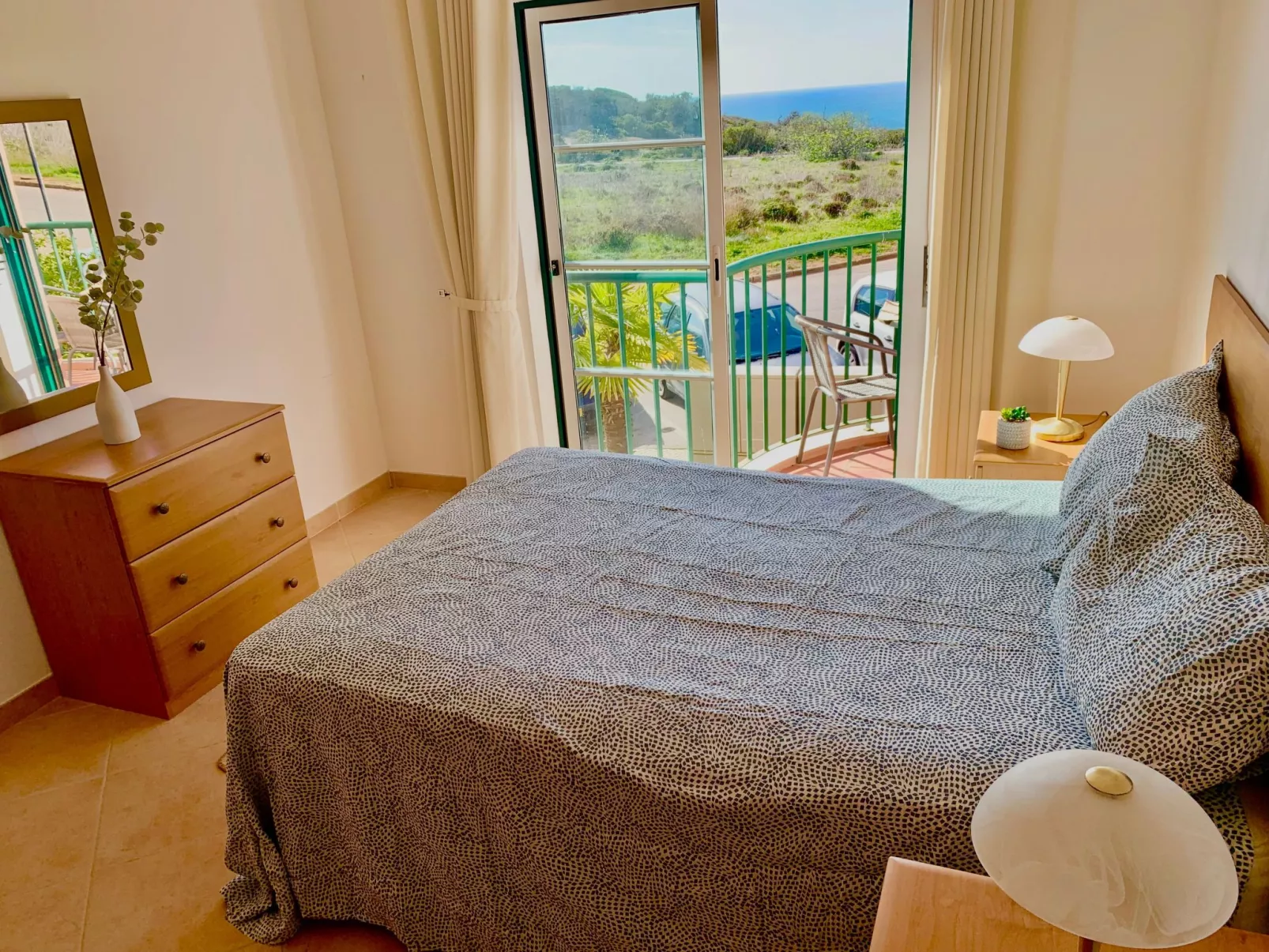 Wohnung mit Meerblick , mitten im Zentrum von Luz-Binnen