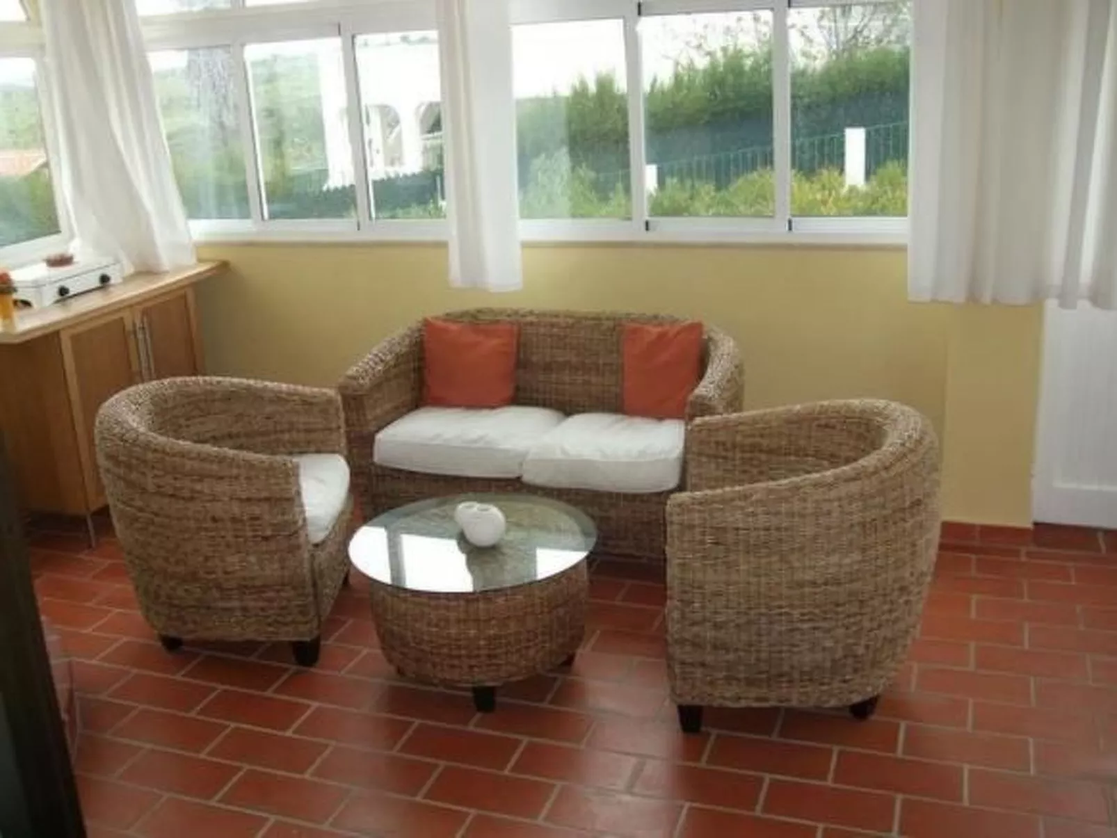 Nettes Ferienhaus in Altura mit Gepflegtem Garten-Binnen