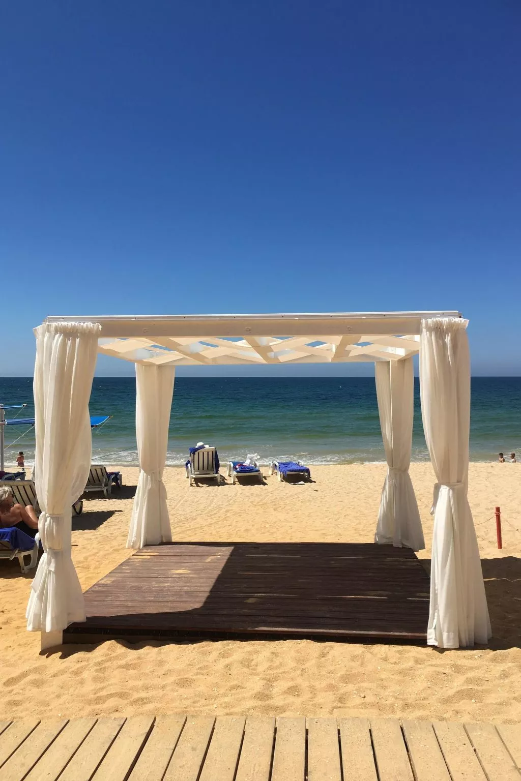 Ferienvilla mit Jacuzzi-Image-tags.info