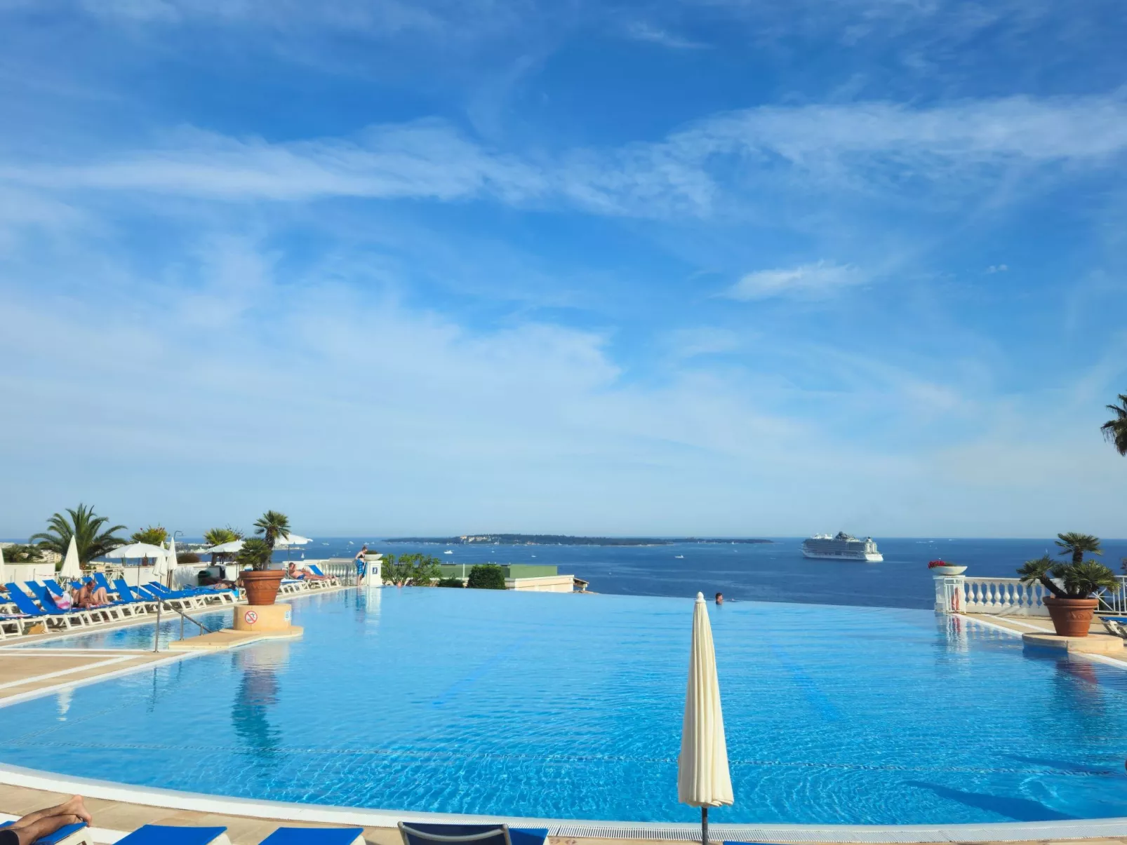 Studio-Appartement "Bastide du Soleil" (Sonnenbastide)-Buiten