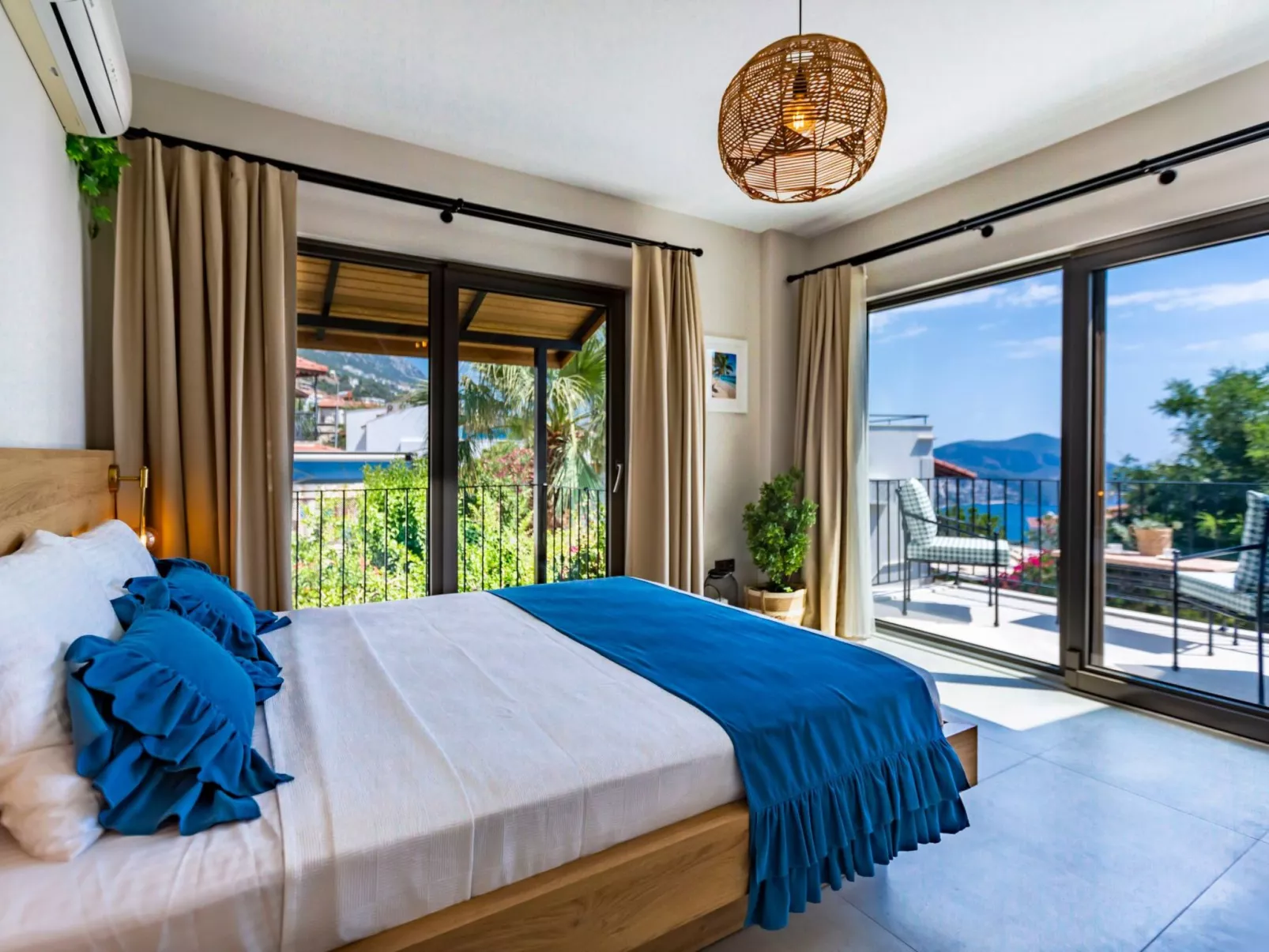 Moderne Villa "Verde Kalkan" mit großem Garte-Binnen