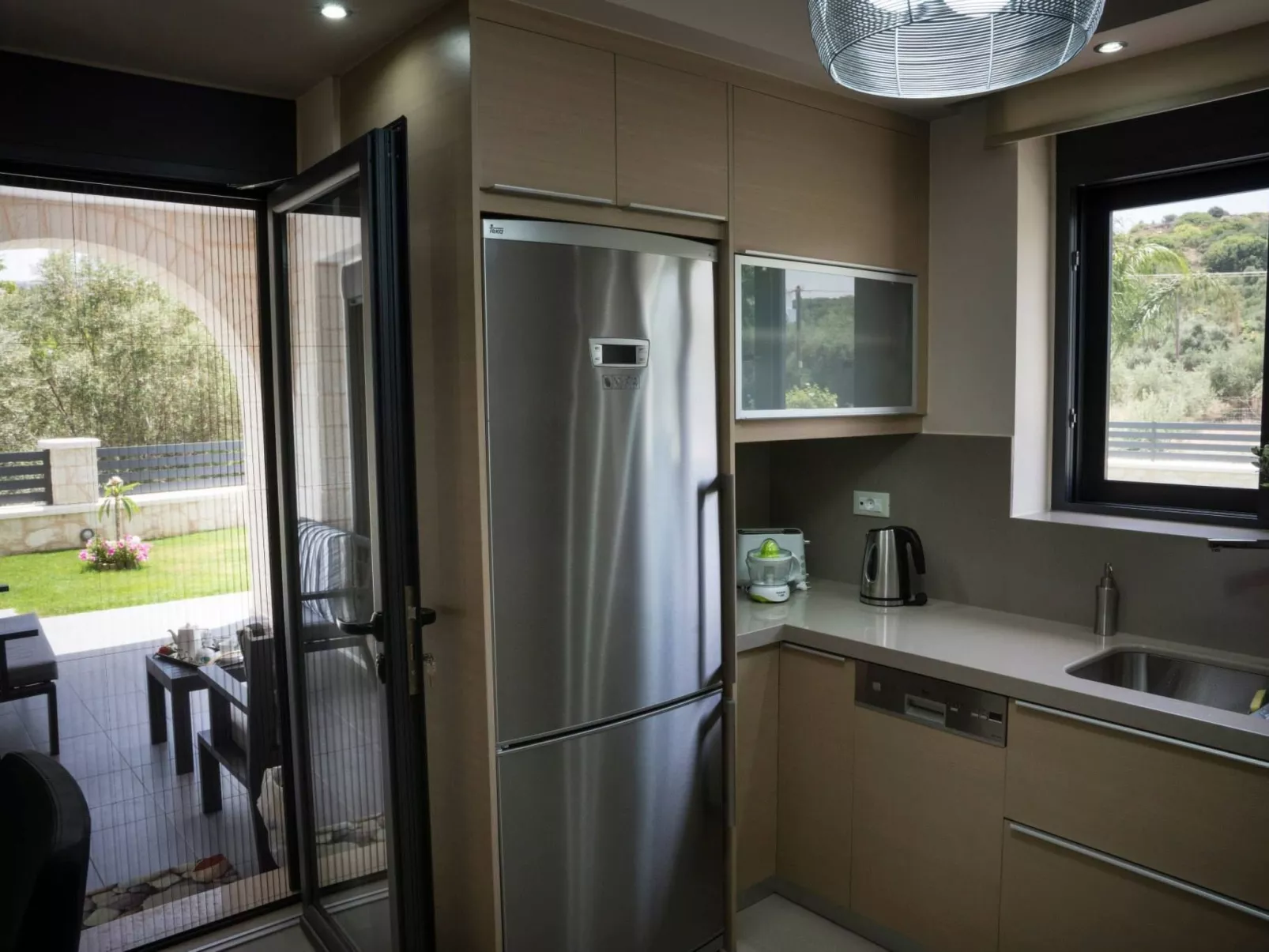 Villa am Strand mit Pool, Sauna und Barbecue-Image-tags.info